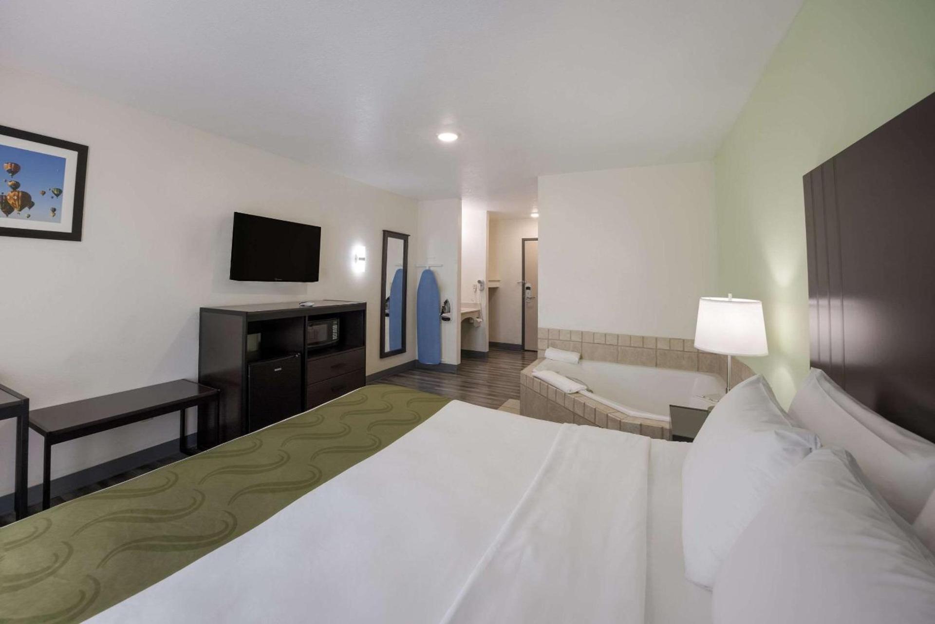 Quality Inn & Suites Clayton, NM photo 15