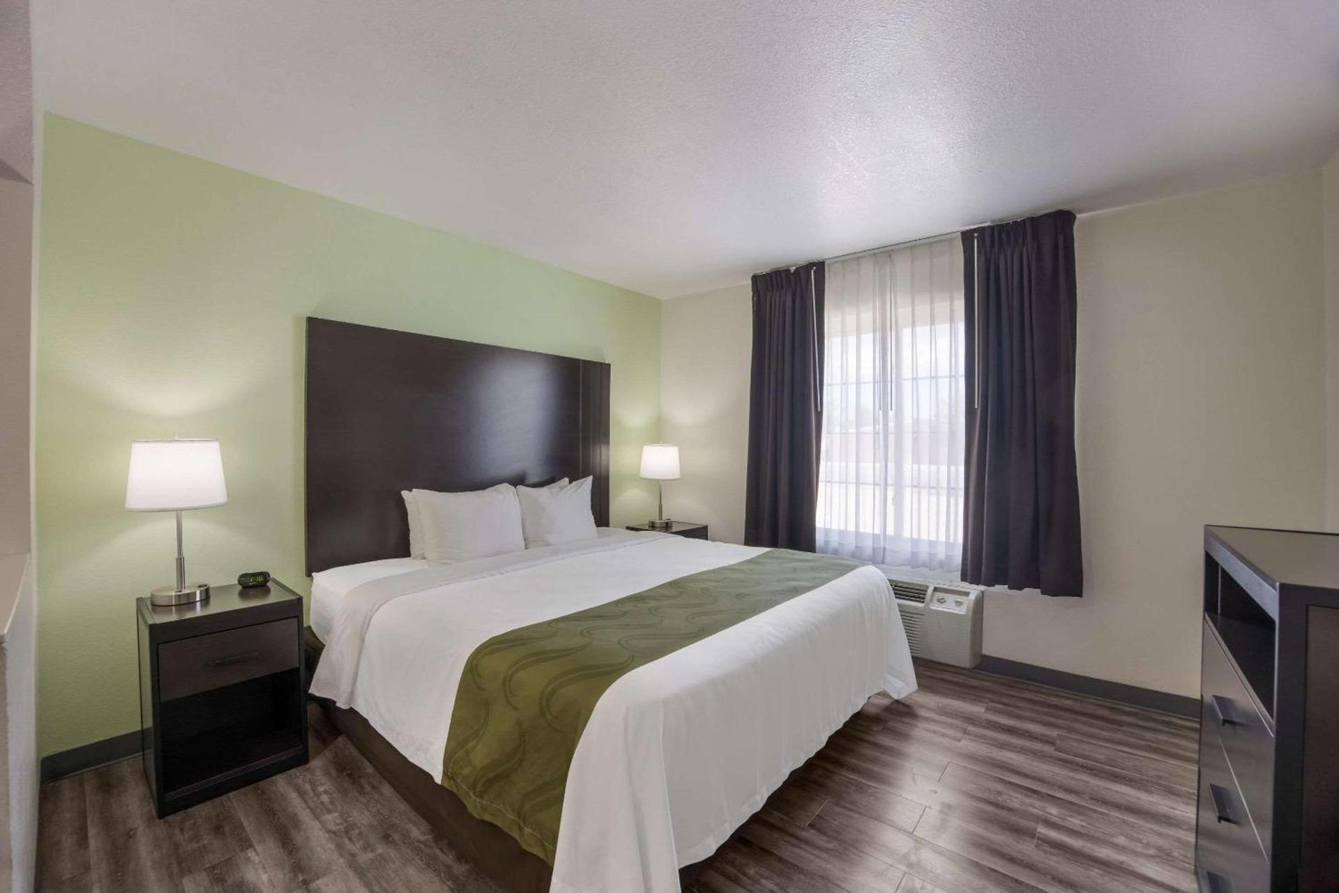 Quality Inn & Suites Clayton, NM photo 24