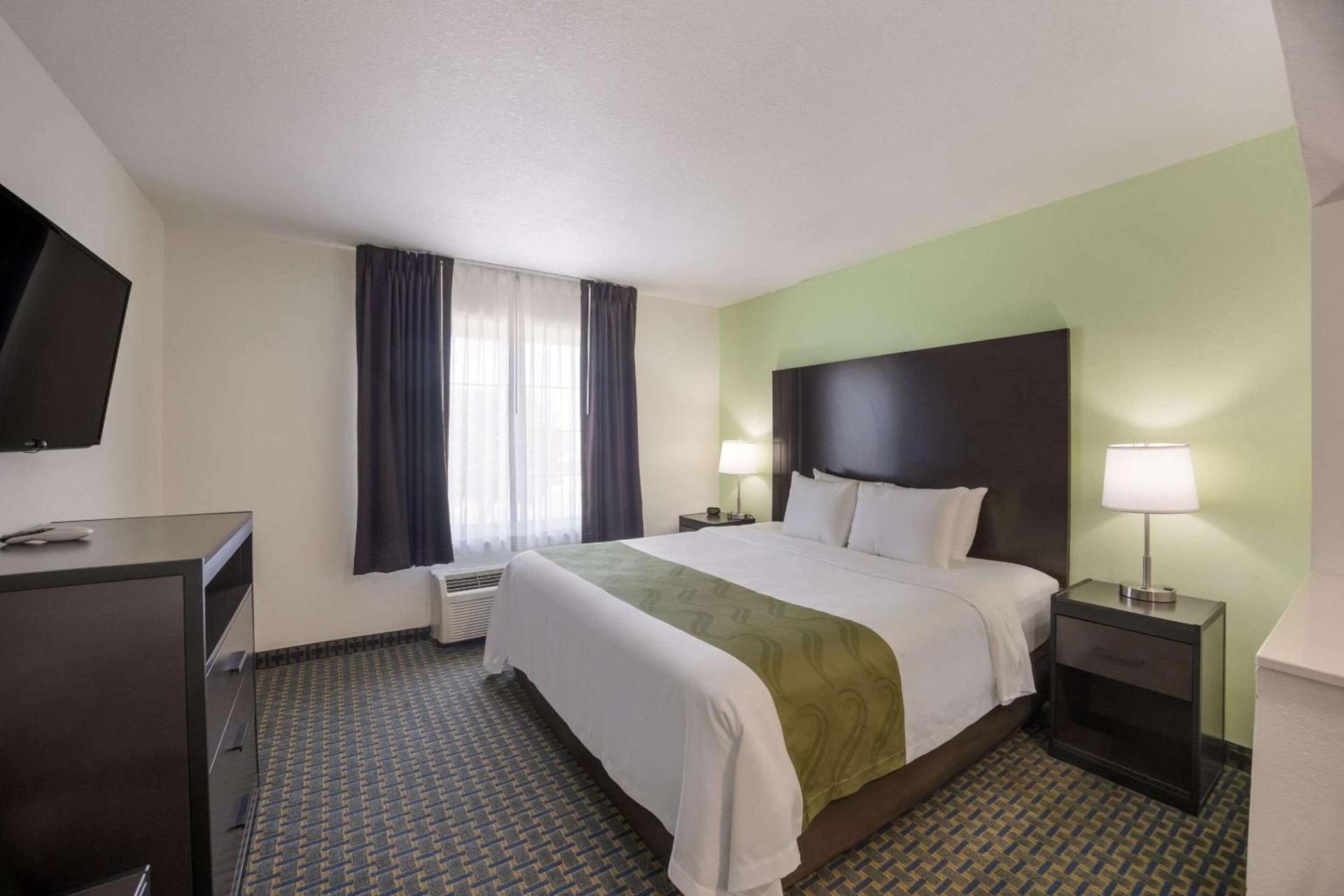 Quality Inn & Suites Clayton, NM photo 27