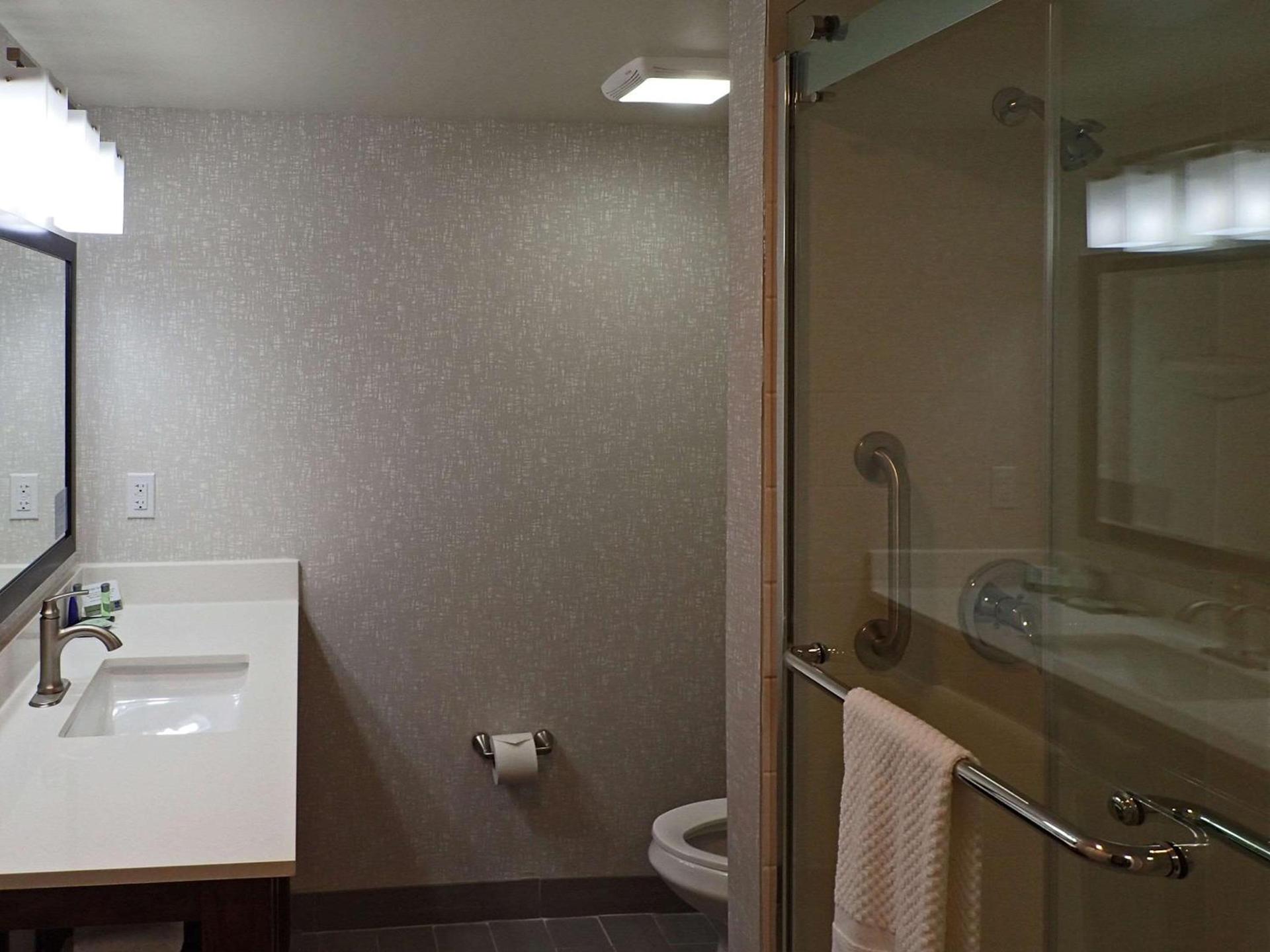Sleep Inn & Suites California MD photo 12
