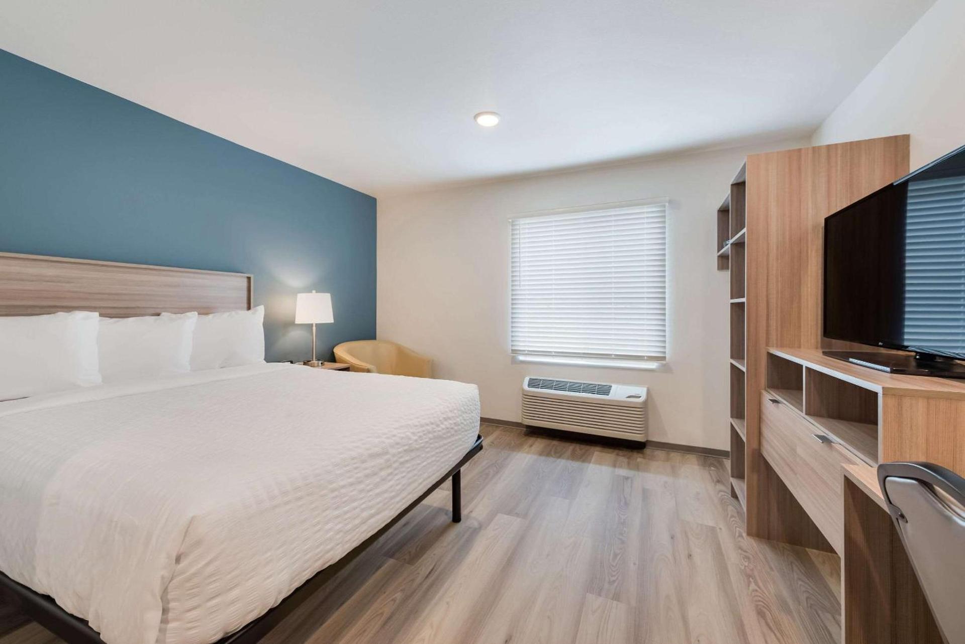 WoodSpring Suites Meridian photo 12