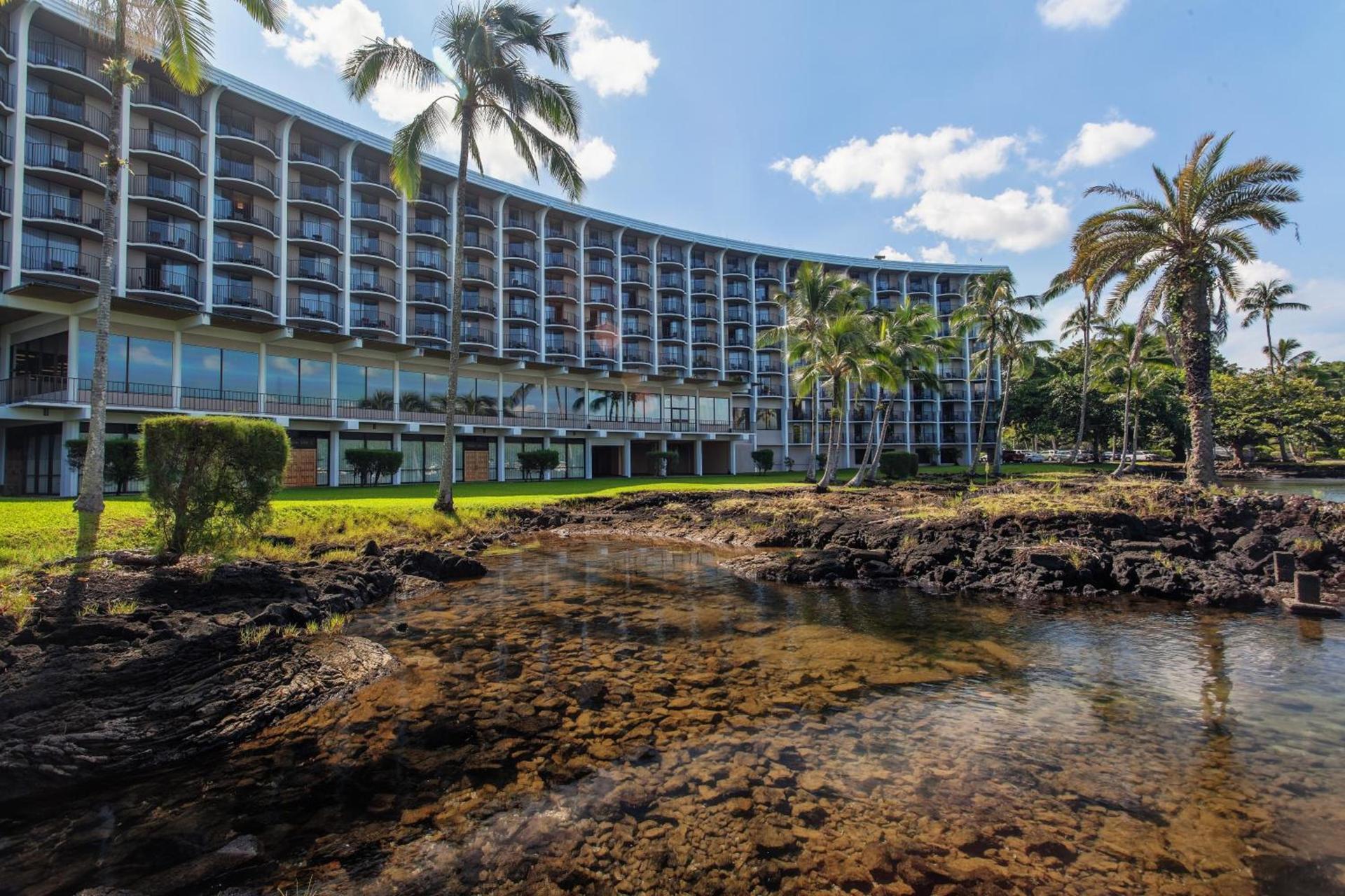 Hilo Hawaiian Hotel, Trademark Collection by Wyndham photo 3