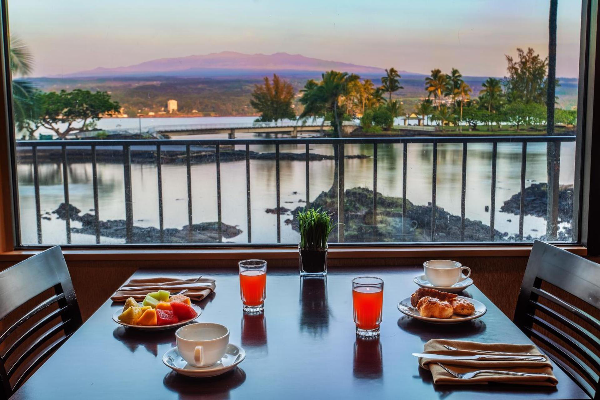 Hilo Hawaiian Hotel, Trademark Collection by Wyndham photo 8