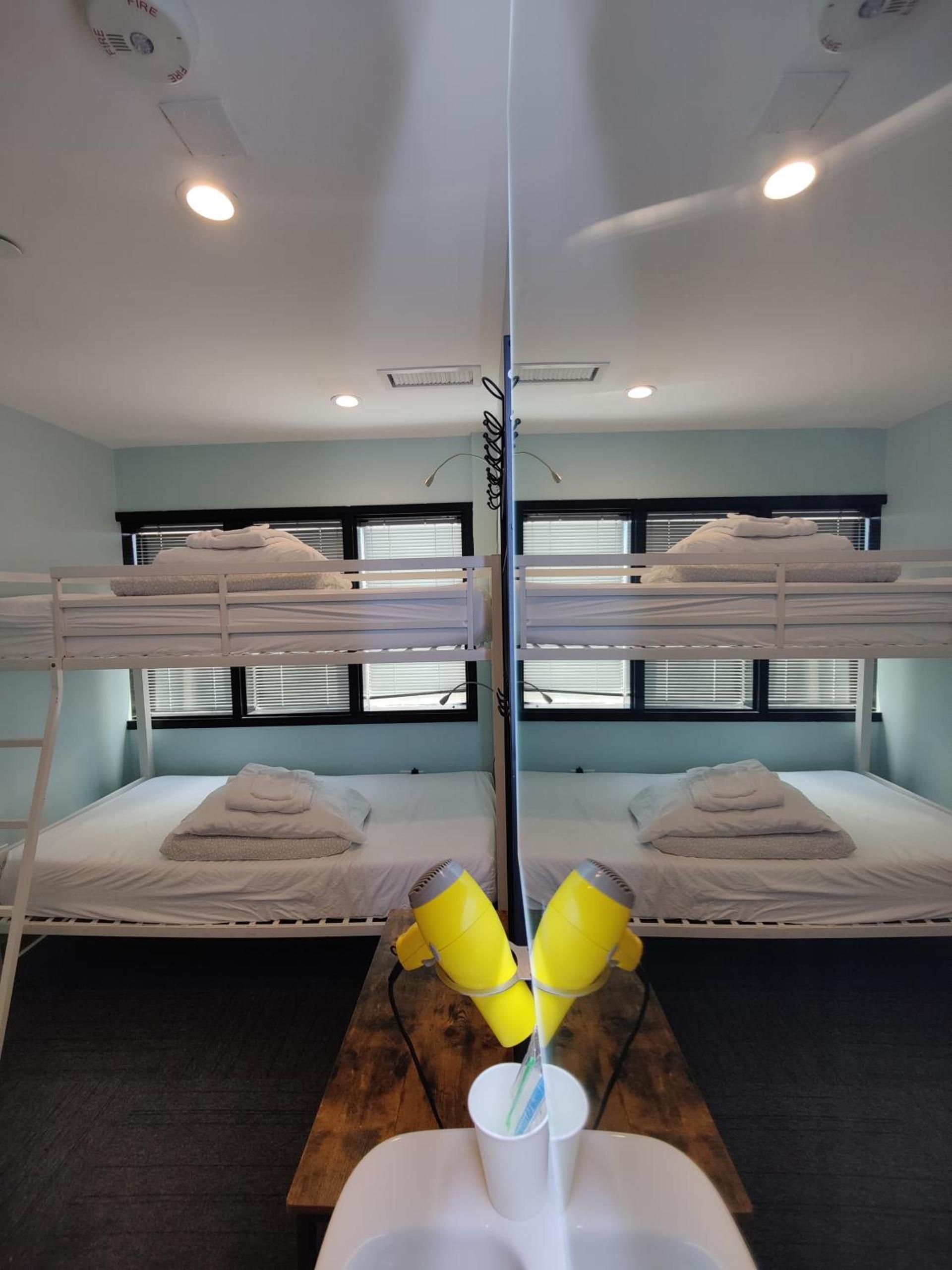 U Street Capsule Hostel photo 13