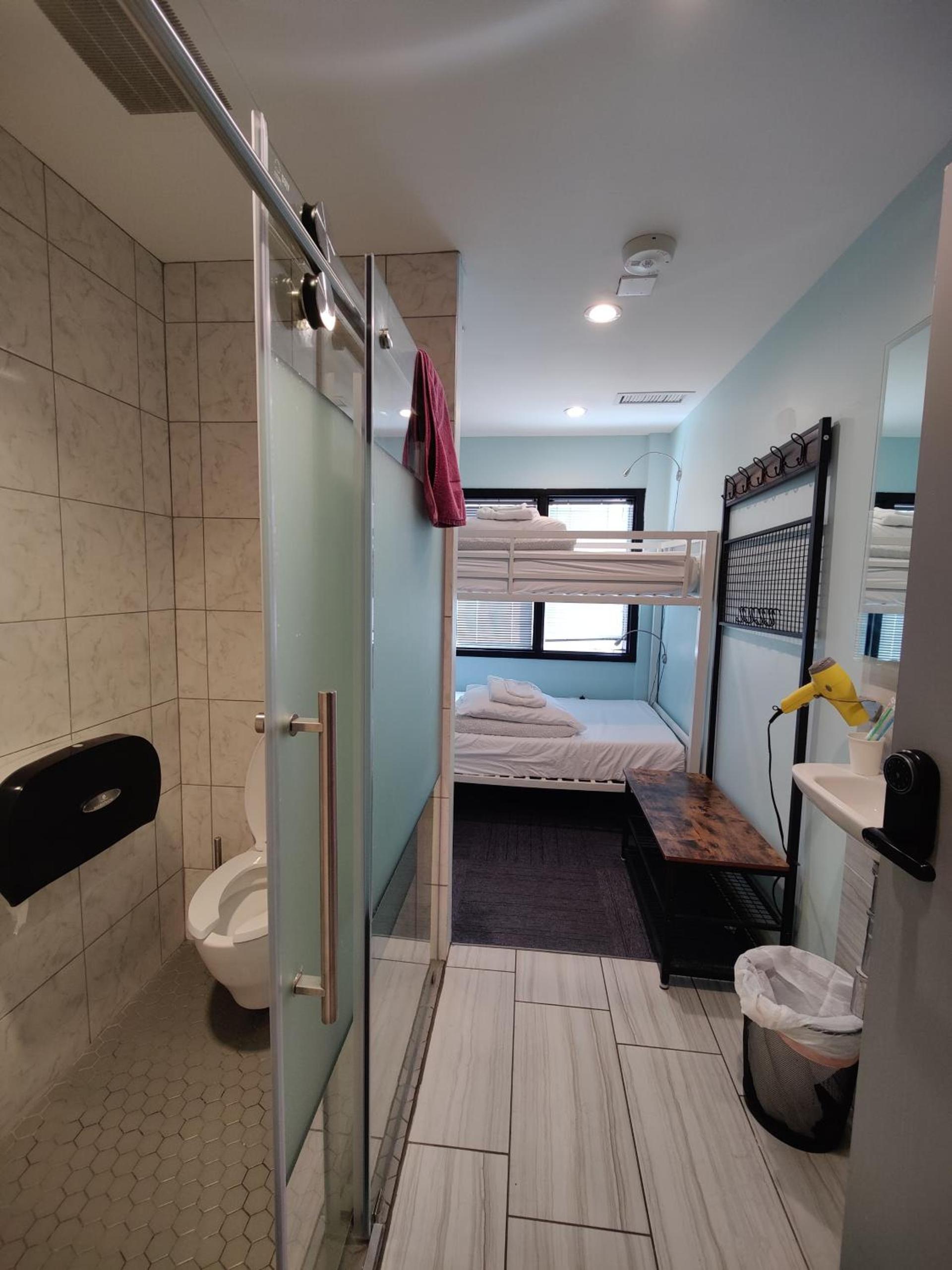 U Street Capsule Hostel photo 15