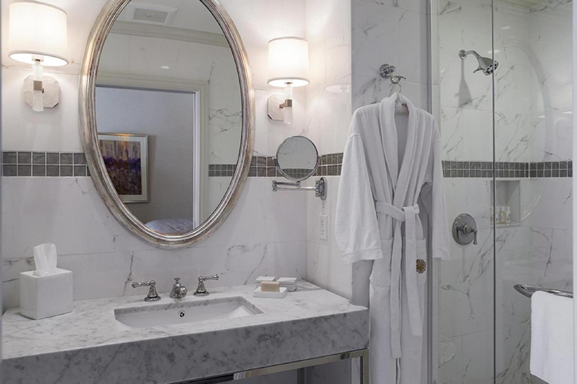 The Lenox photo 25