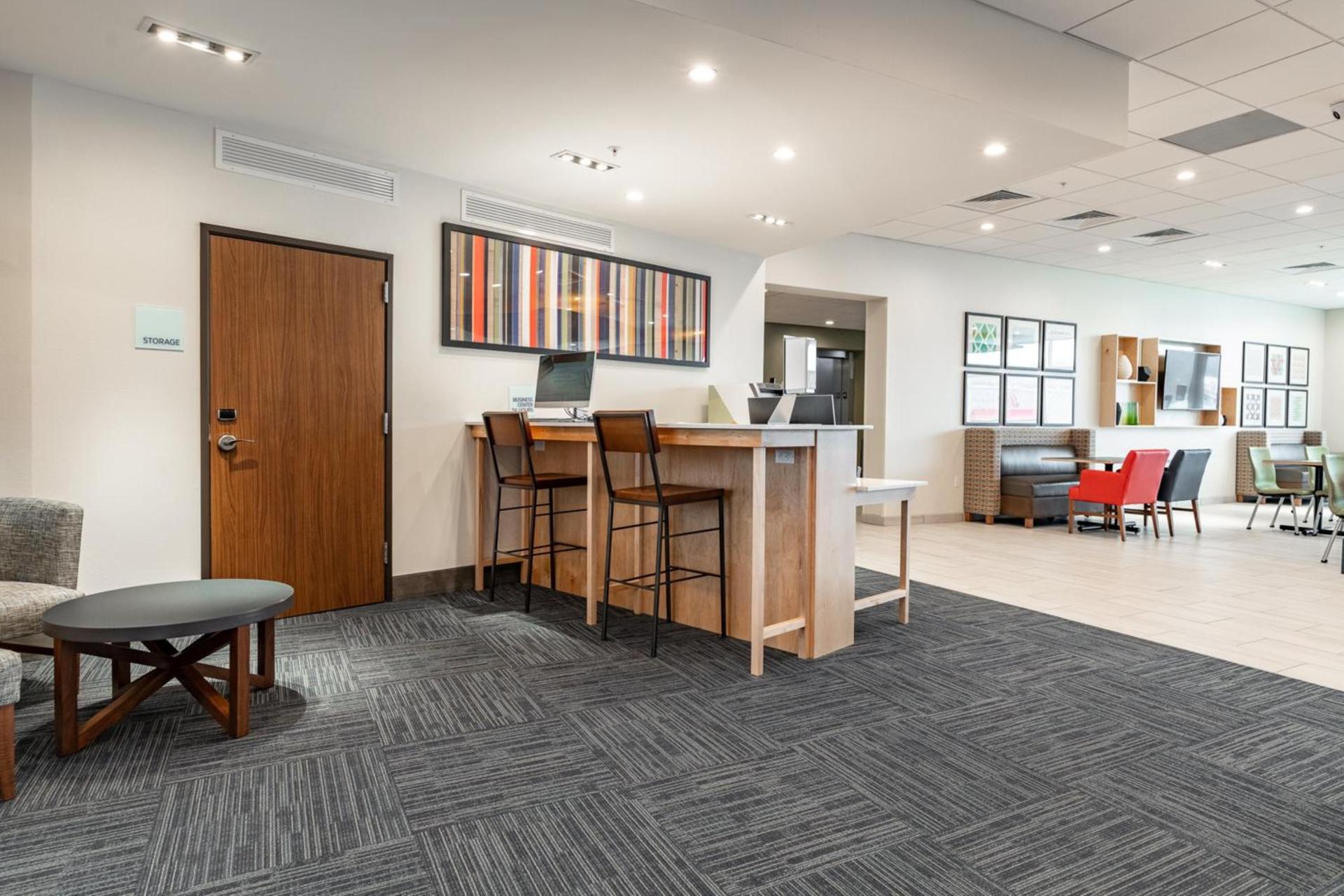Holiday Inn Express & Suites - Moundsville by IHG photo 26