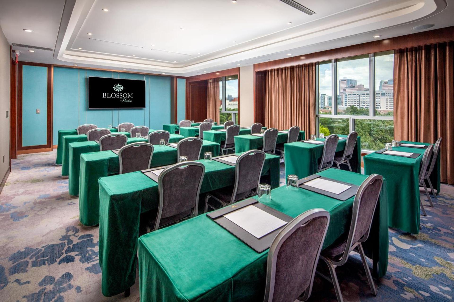 Blossom Hotel Houston, Curio Collection by Hilton photo 27