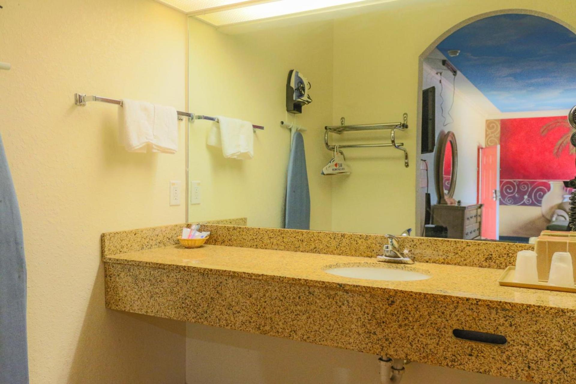 The Symphony Inn & Suites photo 13