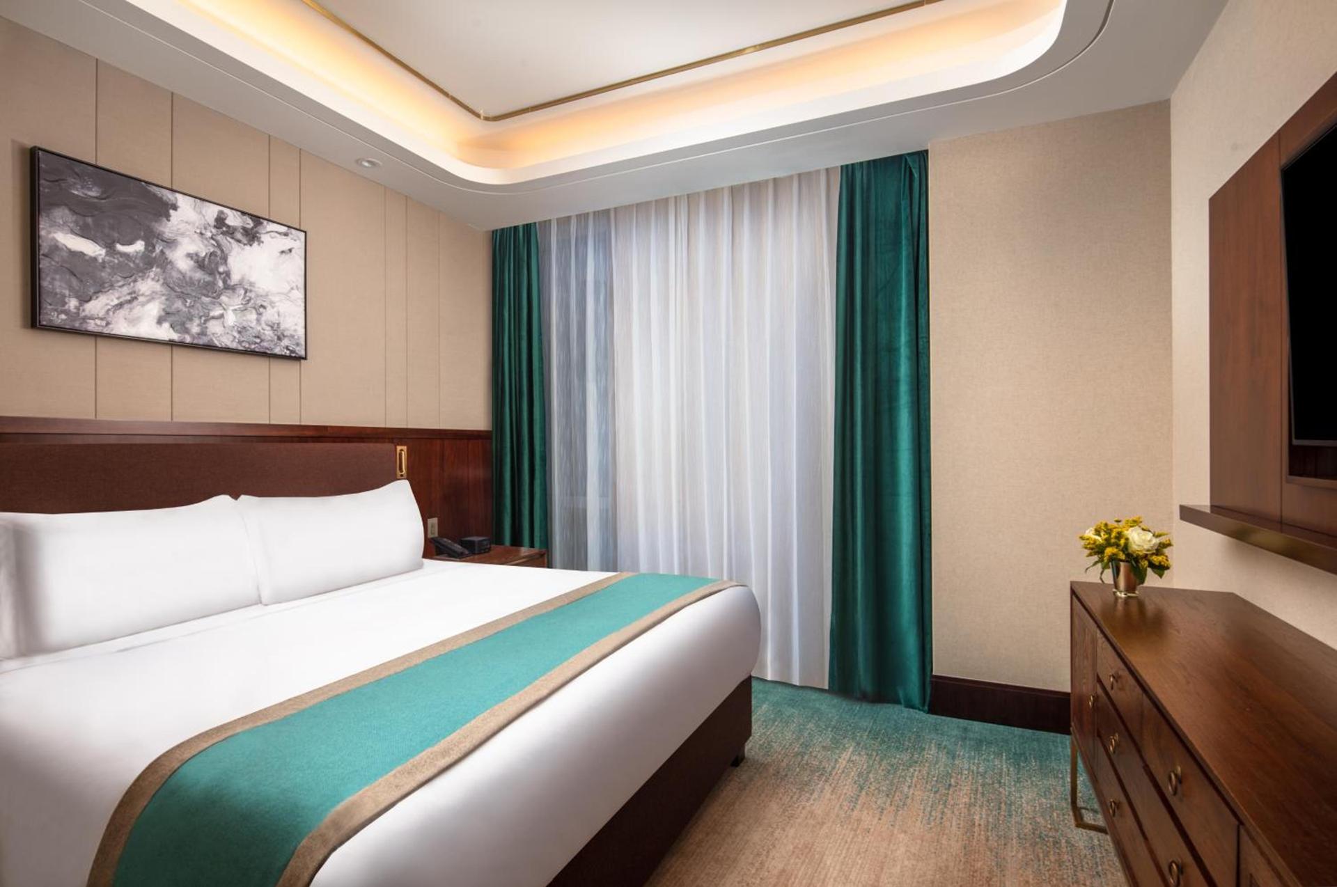 Blossom Hotel Houston, Curio Collection by Hilton photo 13