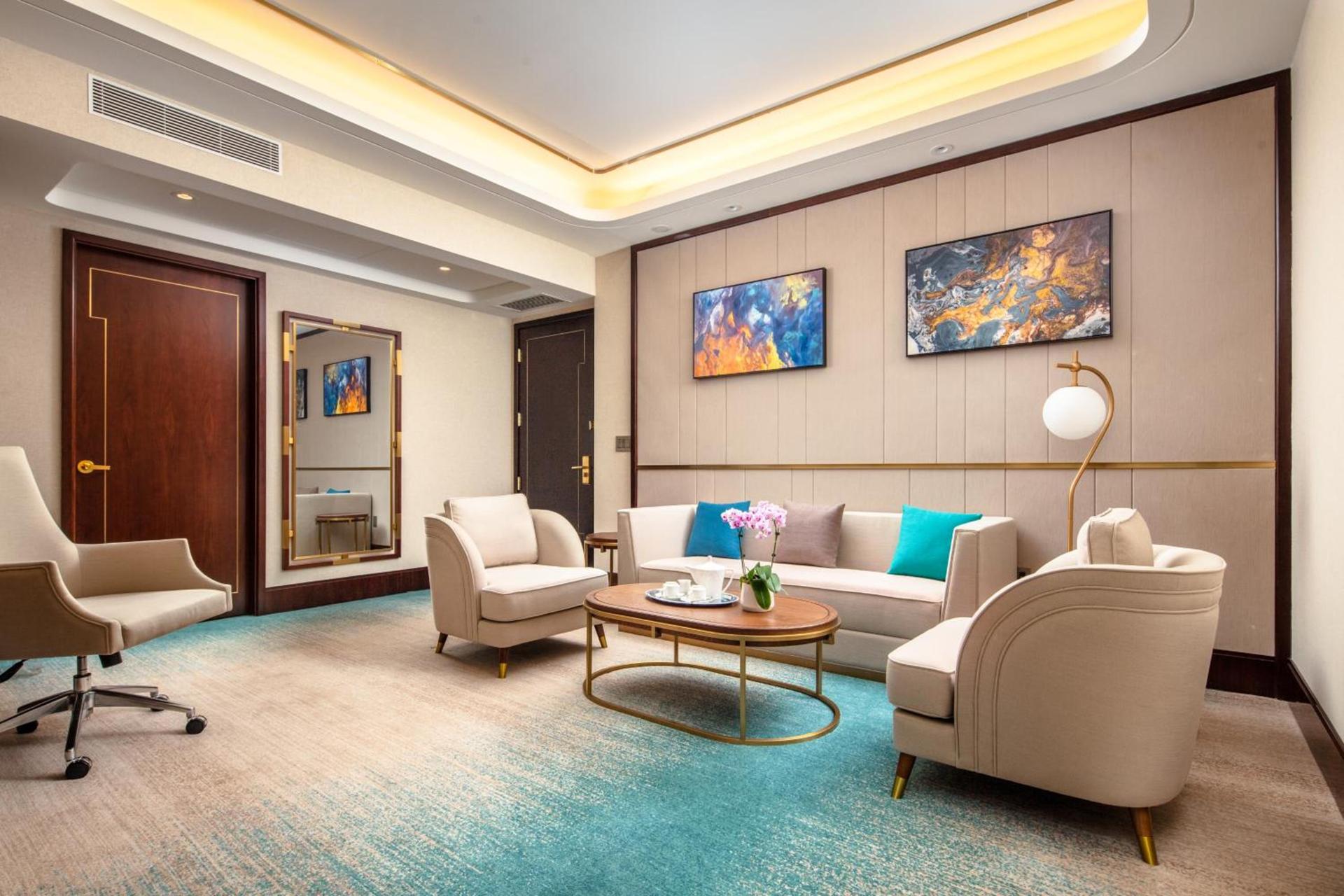 Blossom Hotel Houston, Curio Collection by Hilton photo 22