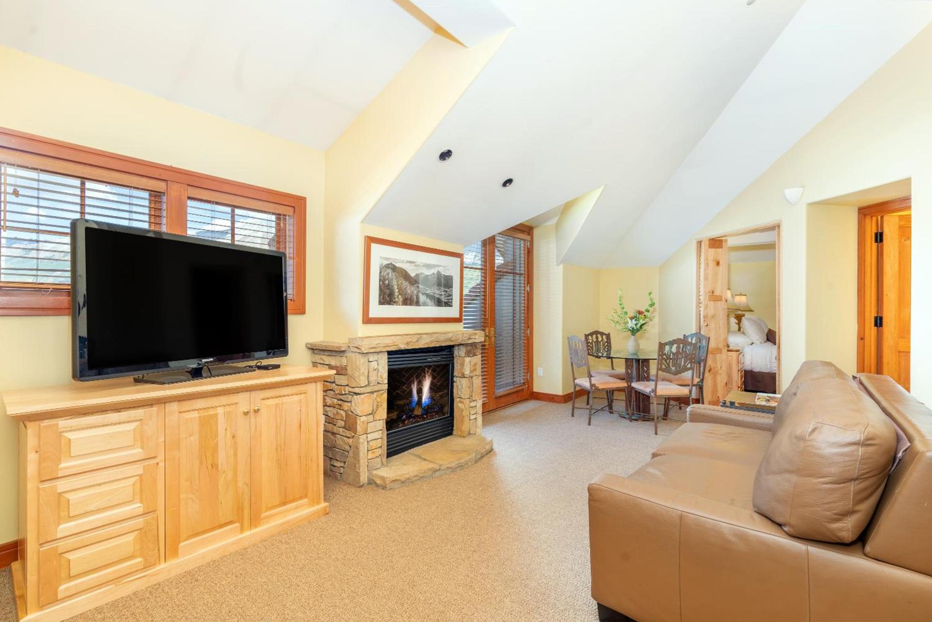 Inn at Lost Creek photo 4