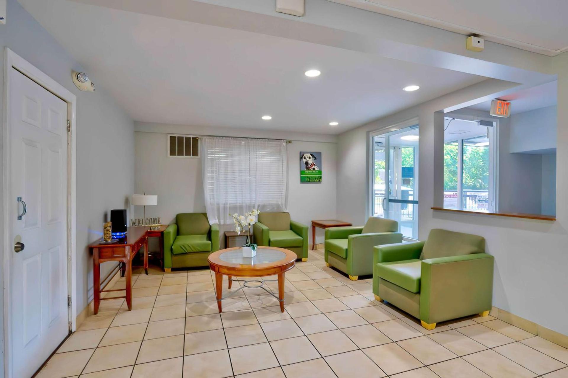 Motel 6 Virginia Beach photo 23