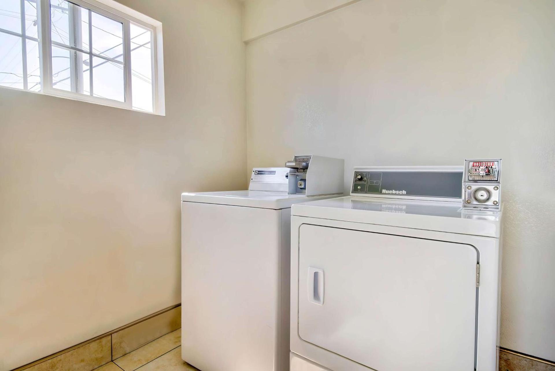 Motel 6 Gardena photo 24