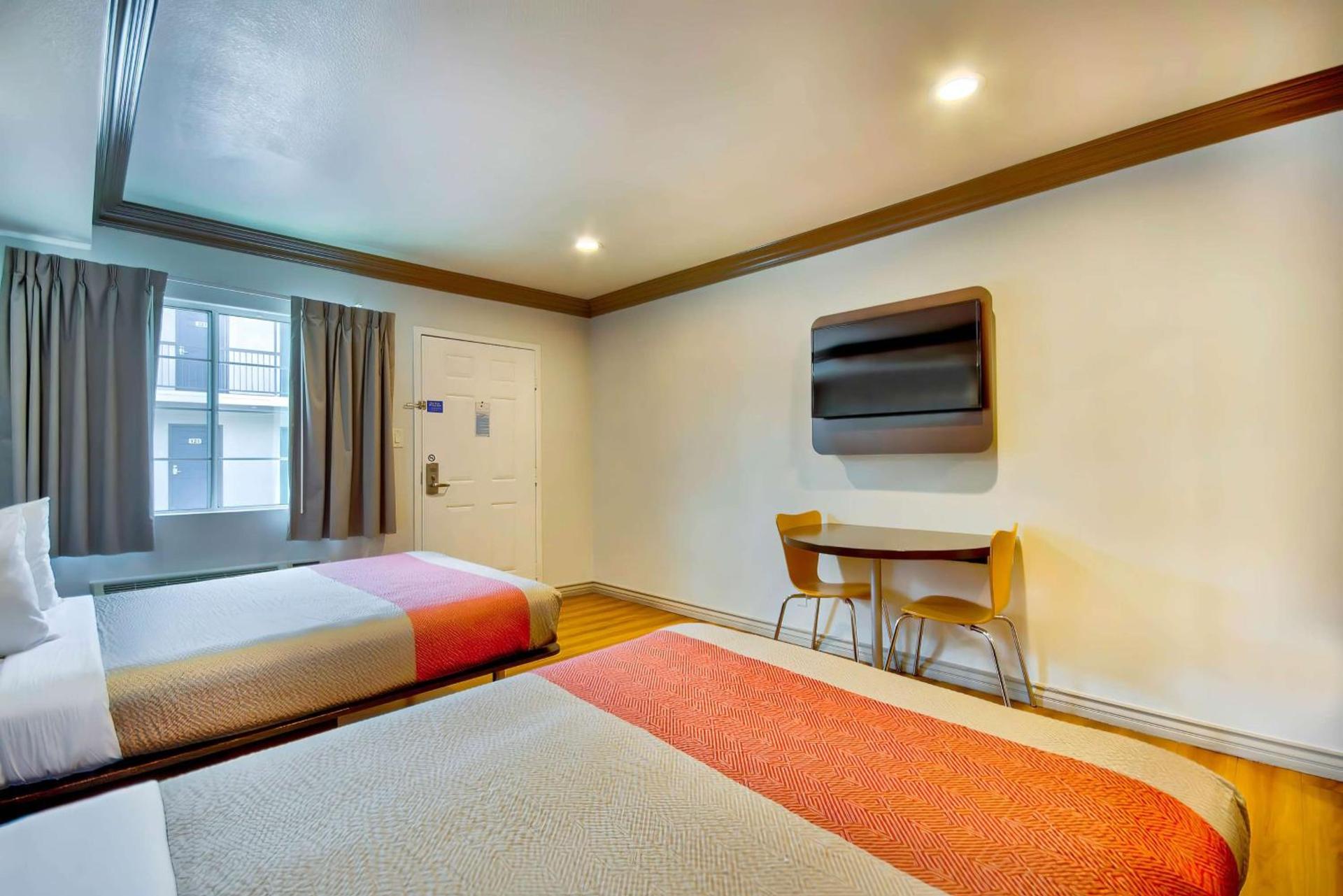 Motel 6 Gardena photo 18