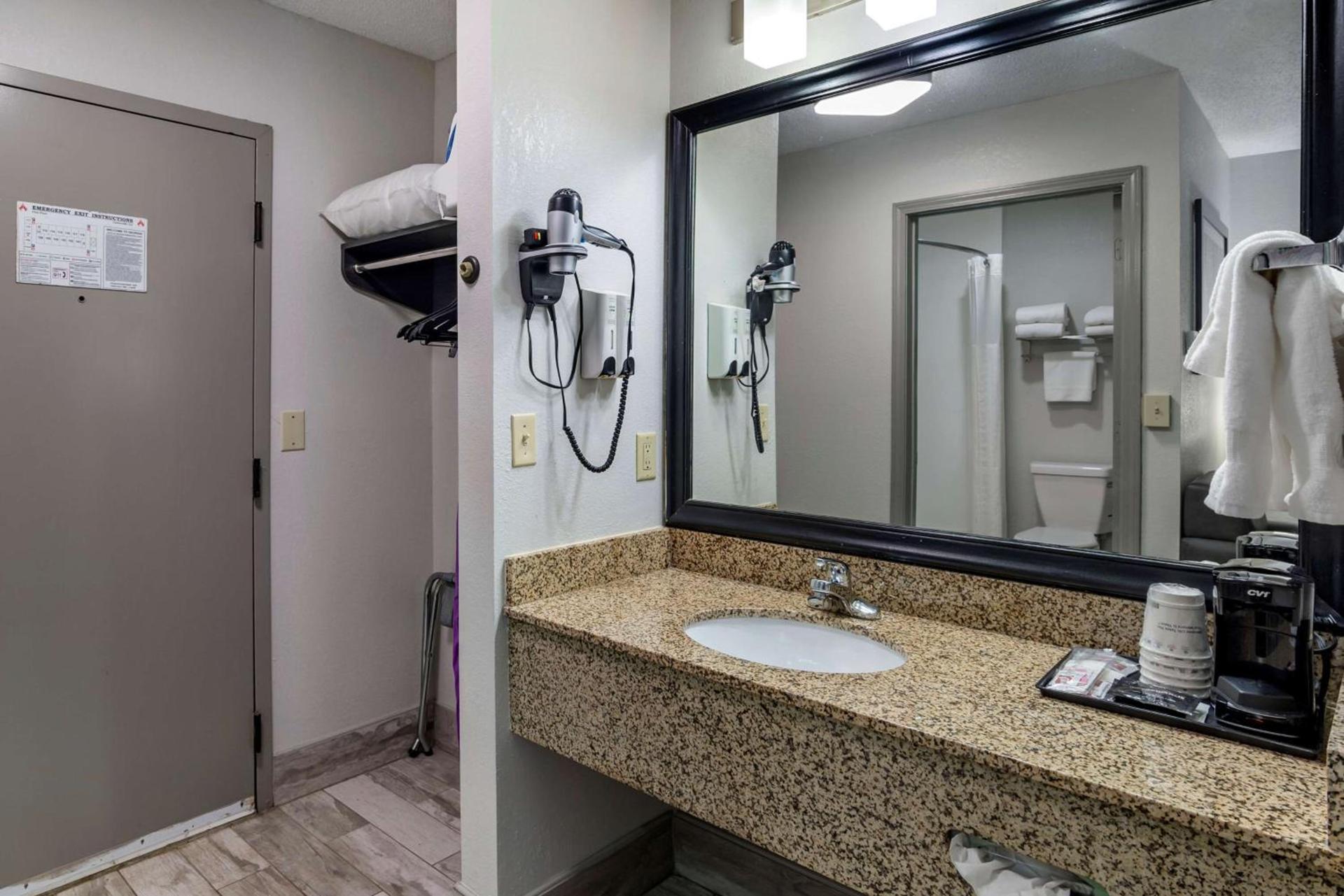 Best Western Allatoona Inn & Suites photo 20