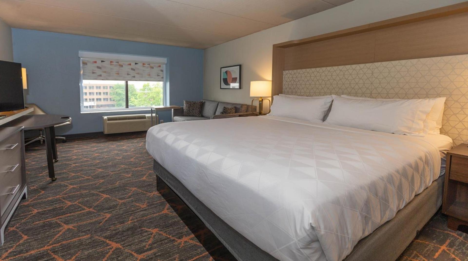 Holiday Inn Cleveland - South Independence by IHG photo 26