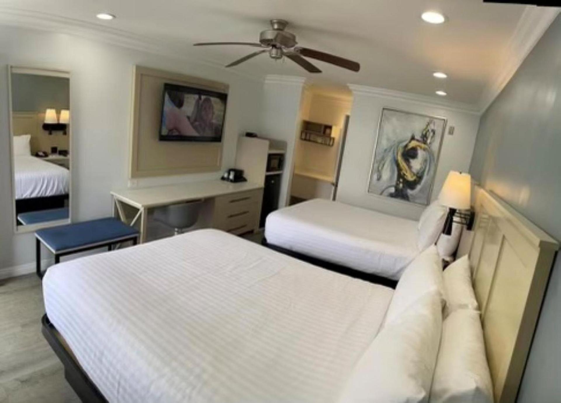 Ramada by Wyndham Redondo Beach photo 19