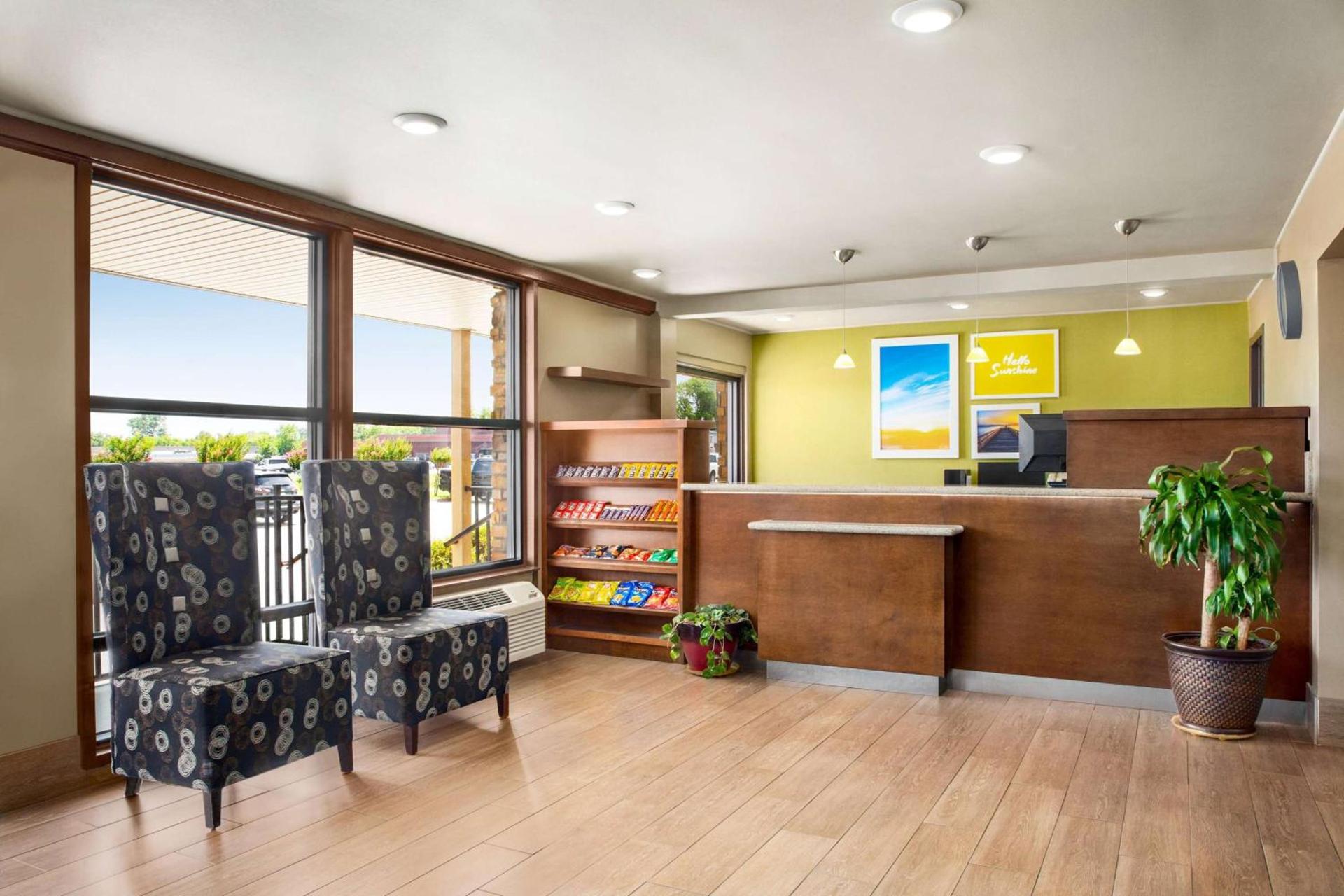 Days Inn by Wyndham Paris photo 17