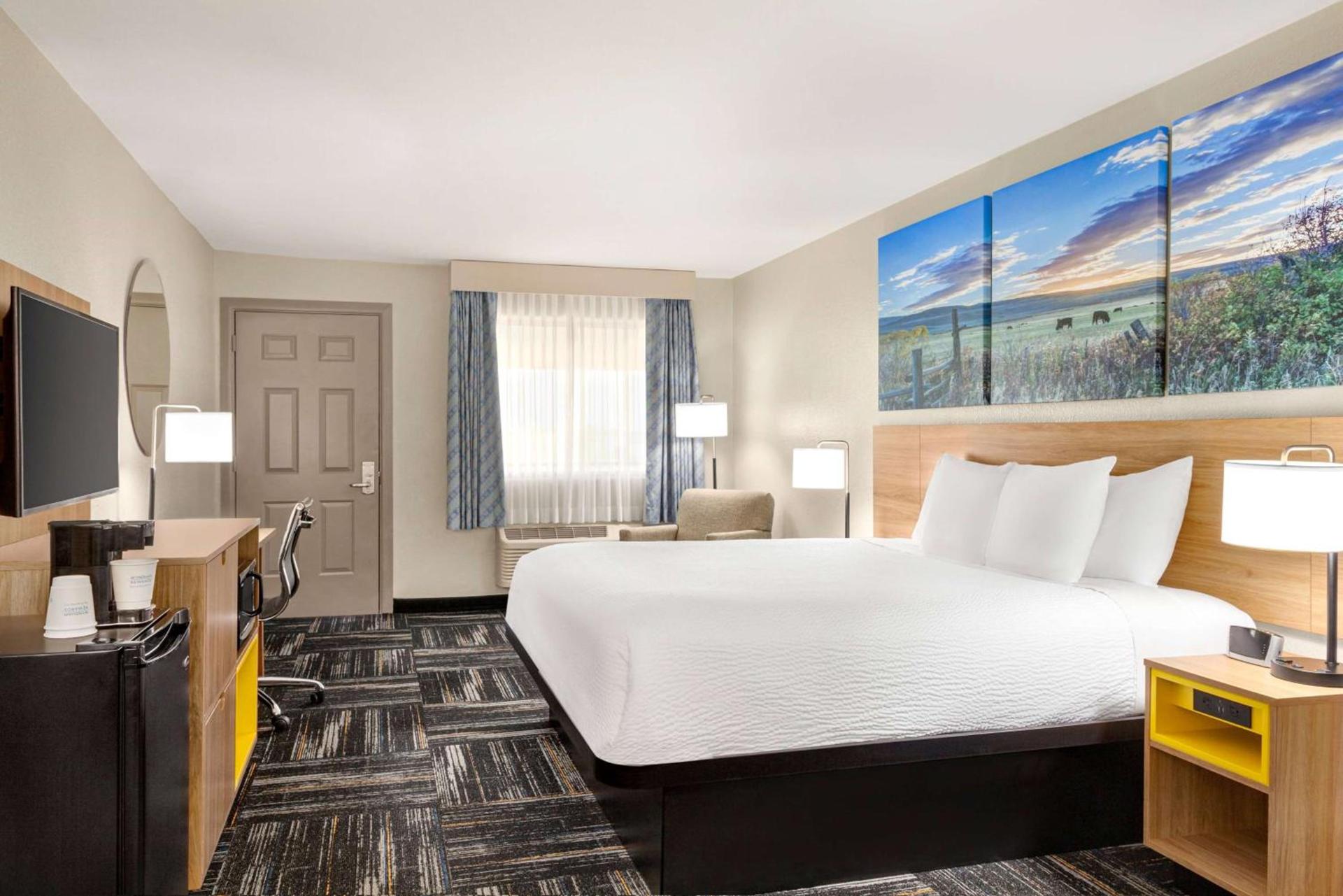 Days Inn by Wyndham Paris photo 34