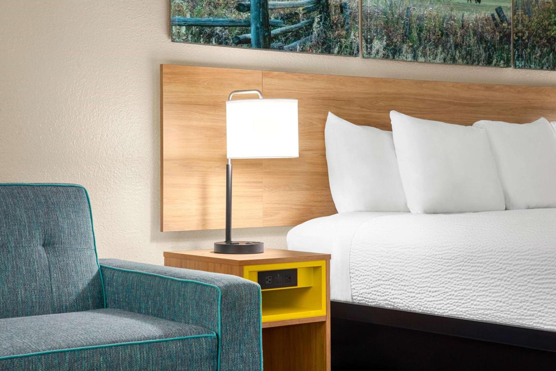 Days Inn by Wyndham Paris photo 38