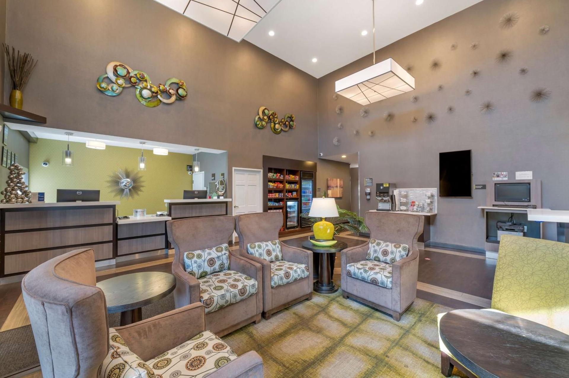 Best Western Hilliard Inn & Suites photo 6