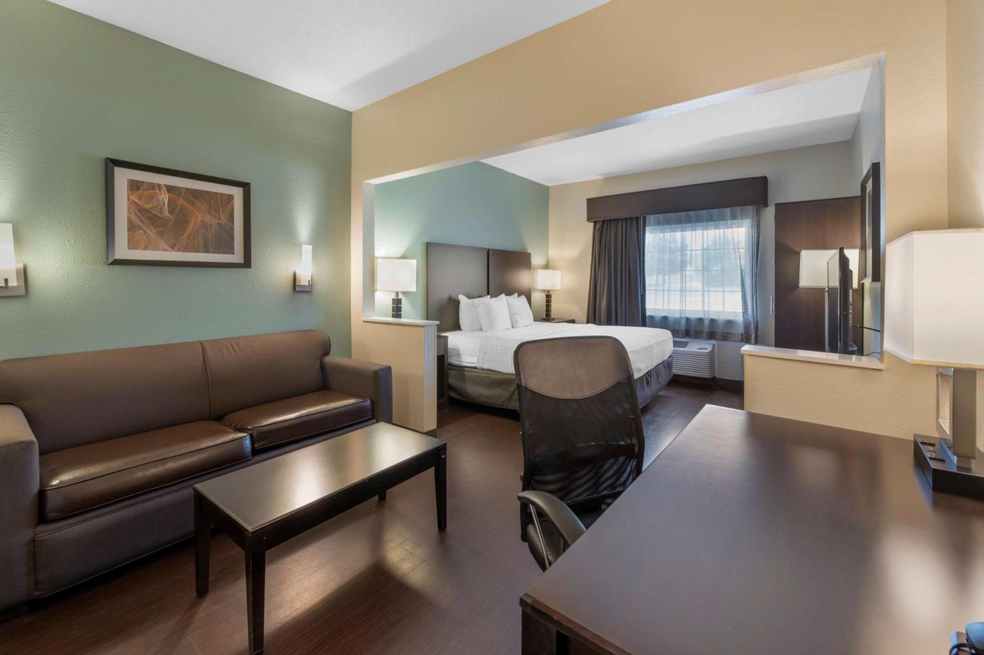 Best Western Hilliard Inn & Suites photo 4