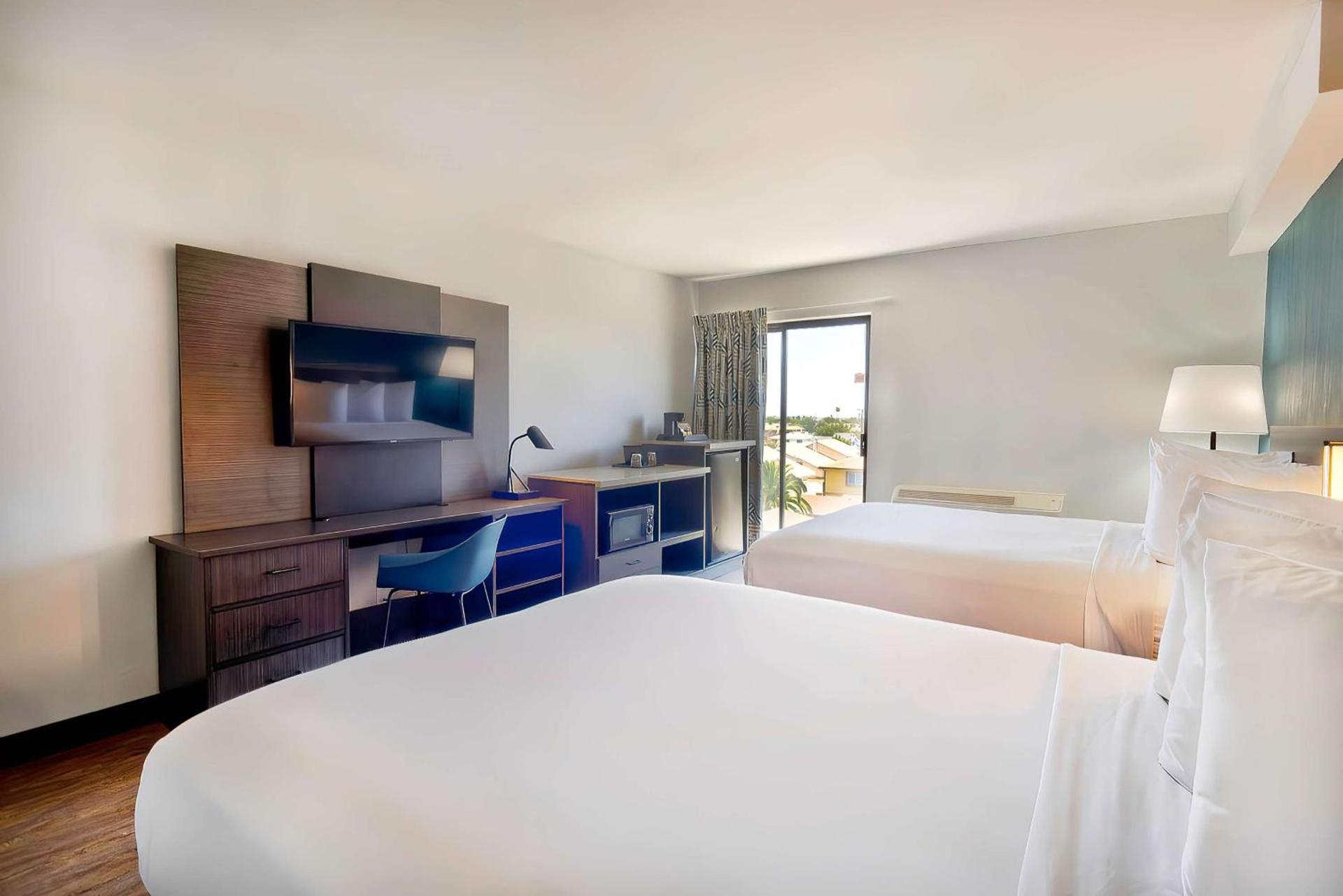 Studio 6 Suites Lawndale, CA South Bay photo 32