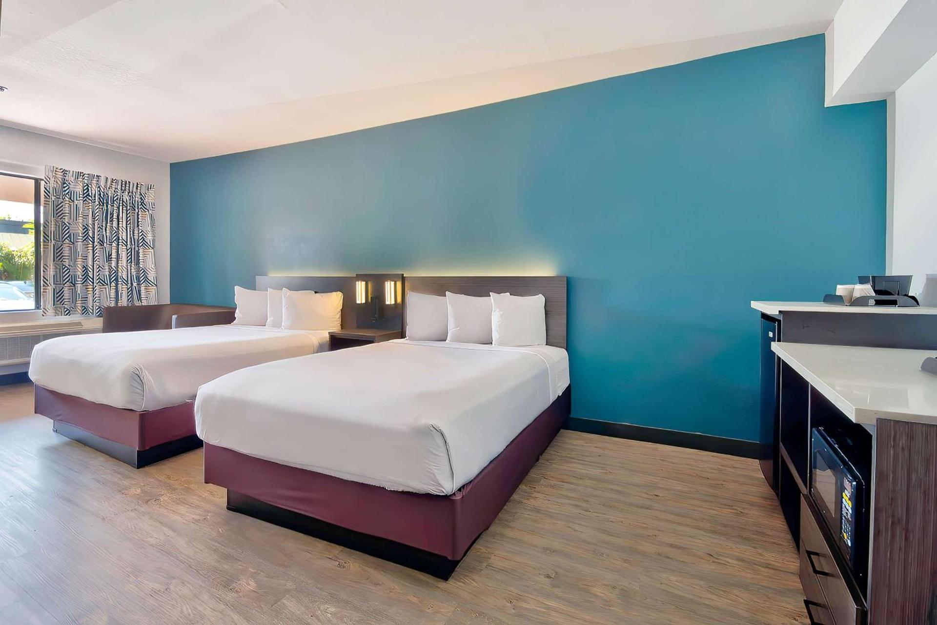 Studio 6 Suites Lawndale, CA South Bay photo 35