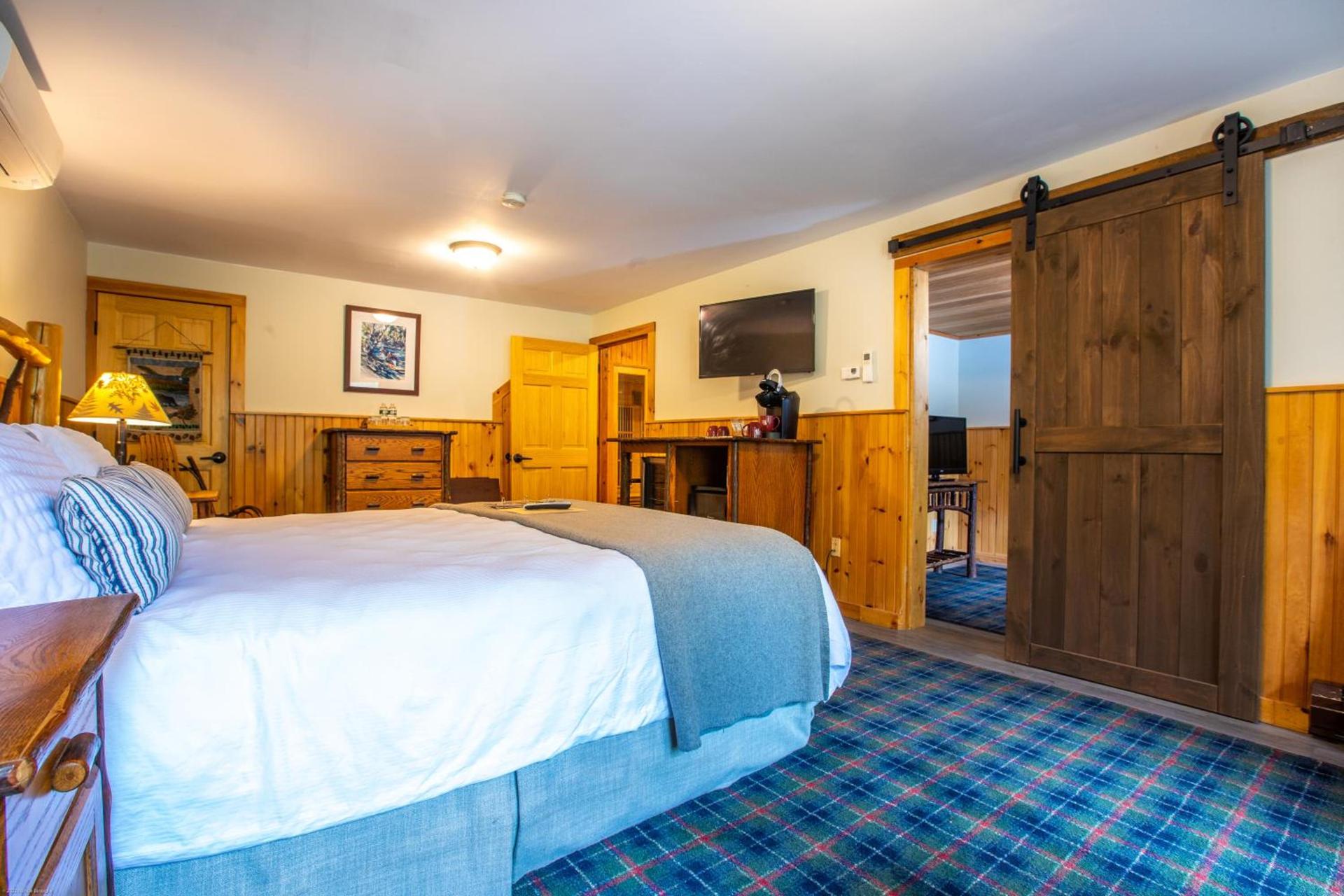 Garnet Hill Lodge photo 26