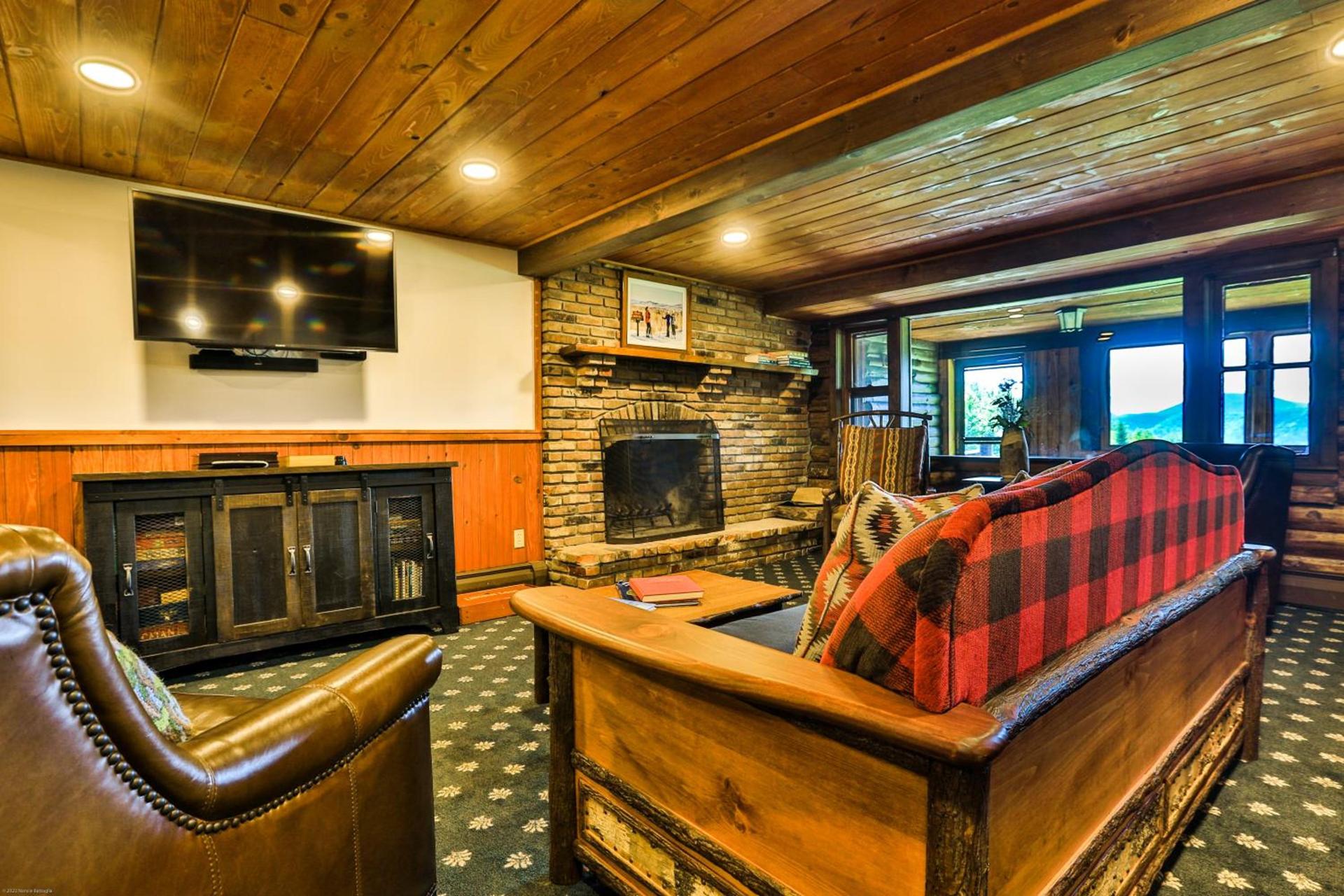 Garnet Hill Lodge photo 77