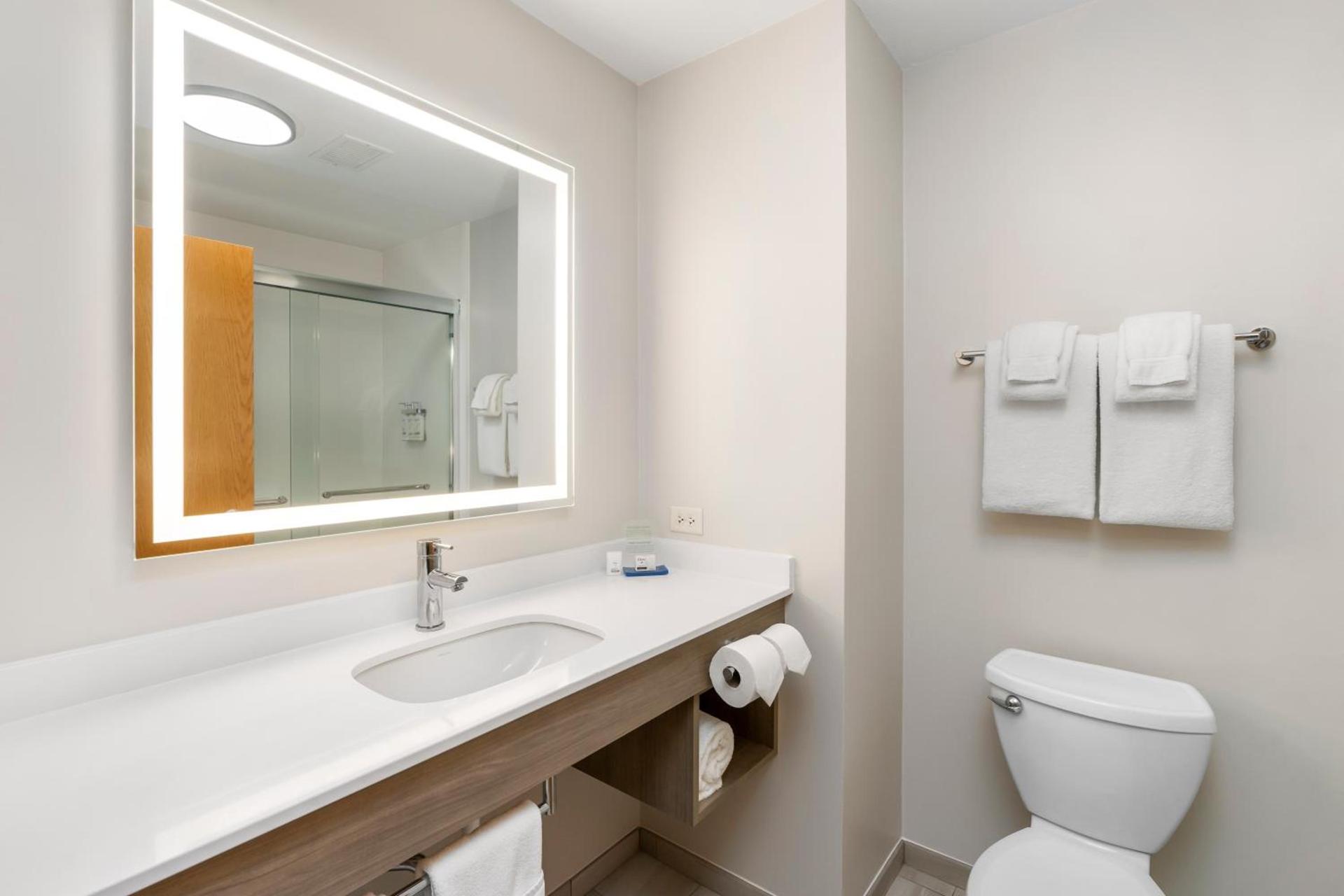 Holiday Inn Express Peru-Lasalle Area by IHG photo 96