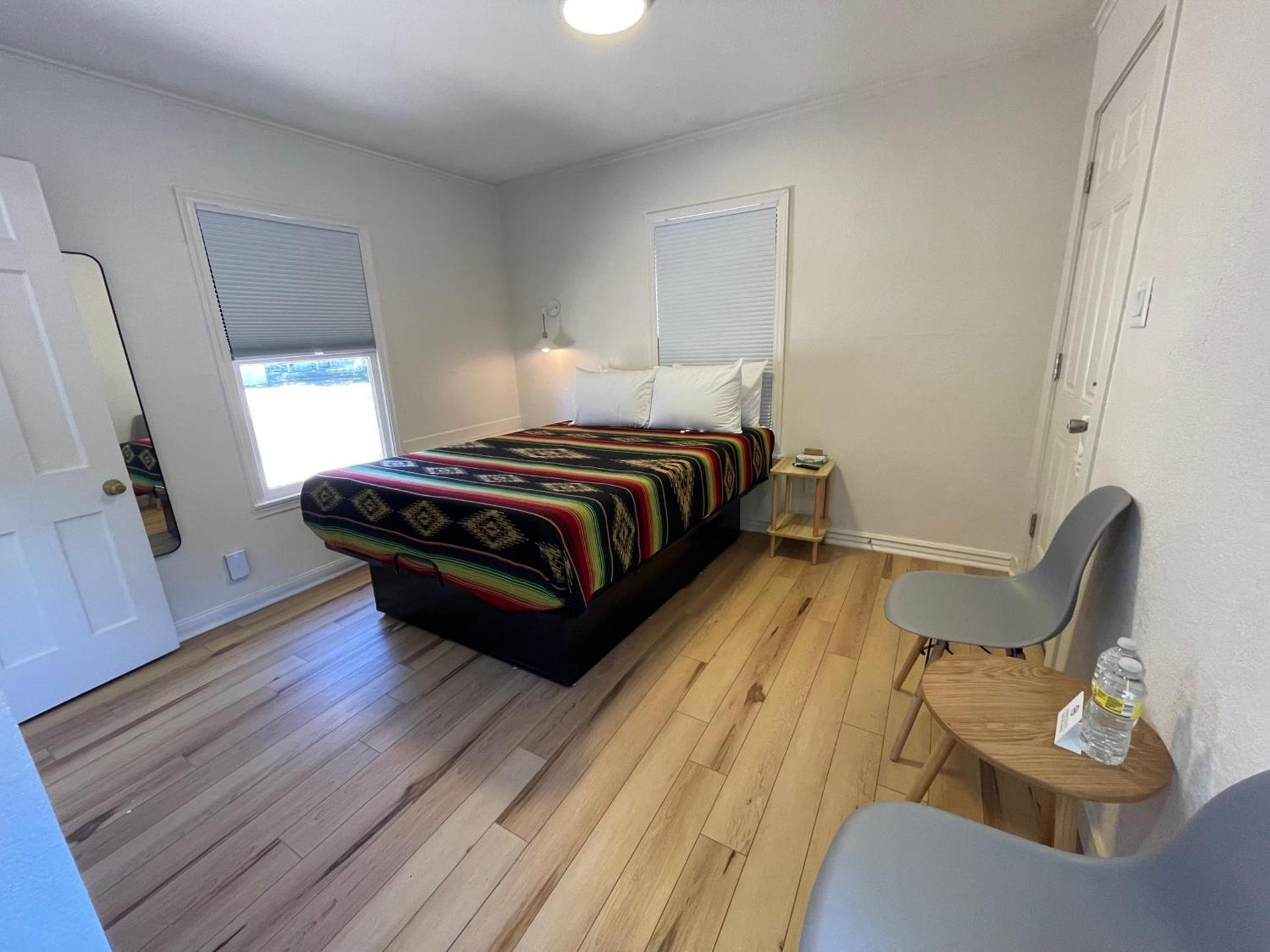 Frederick Motel photo 15