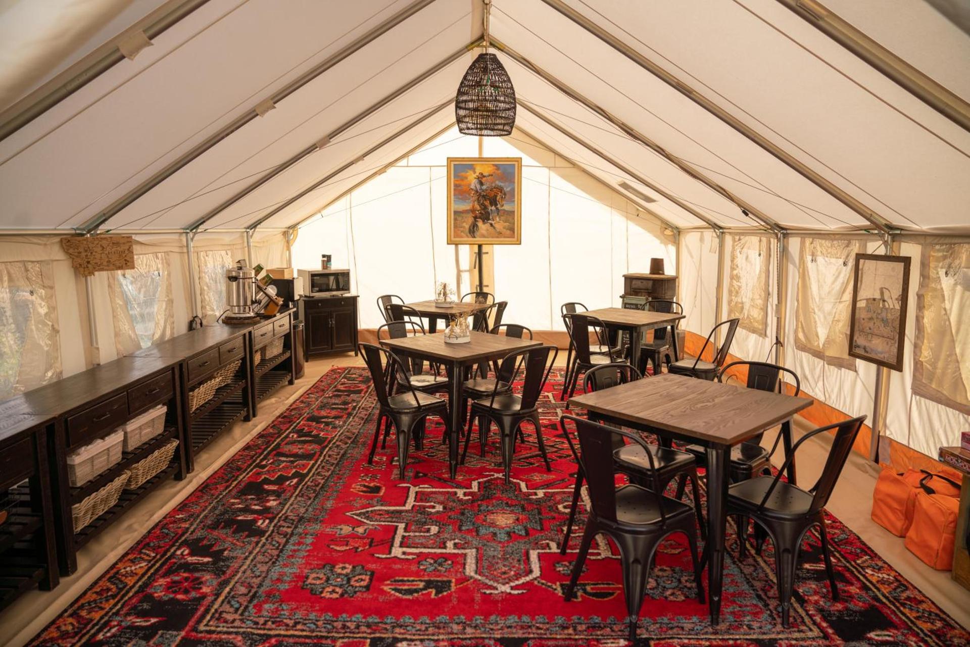 Dreamcatcher Tipi Hotel — hotel in Gardiner