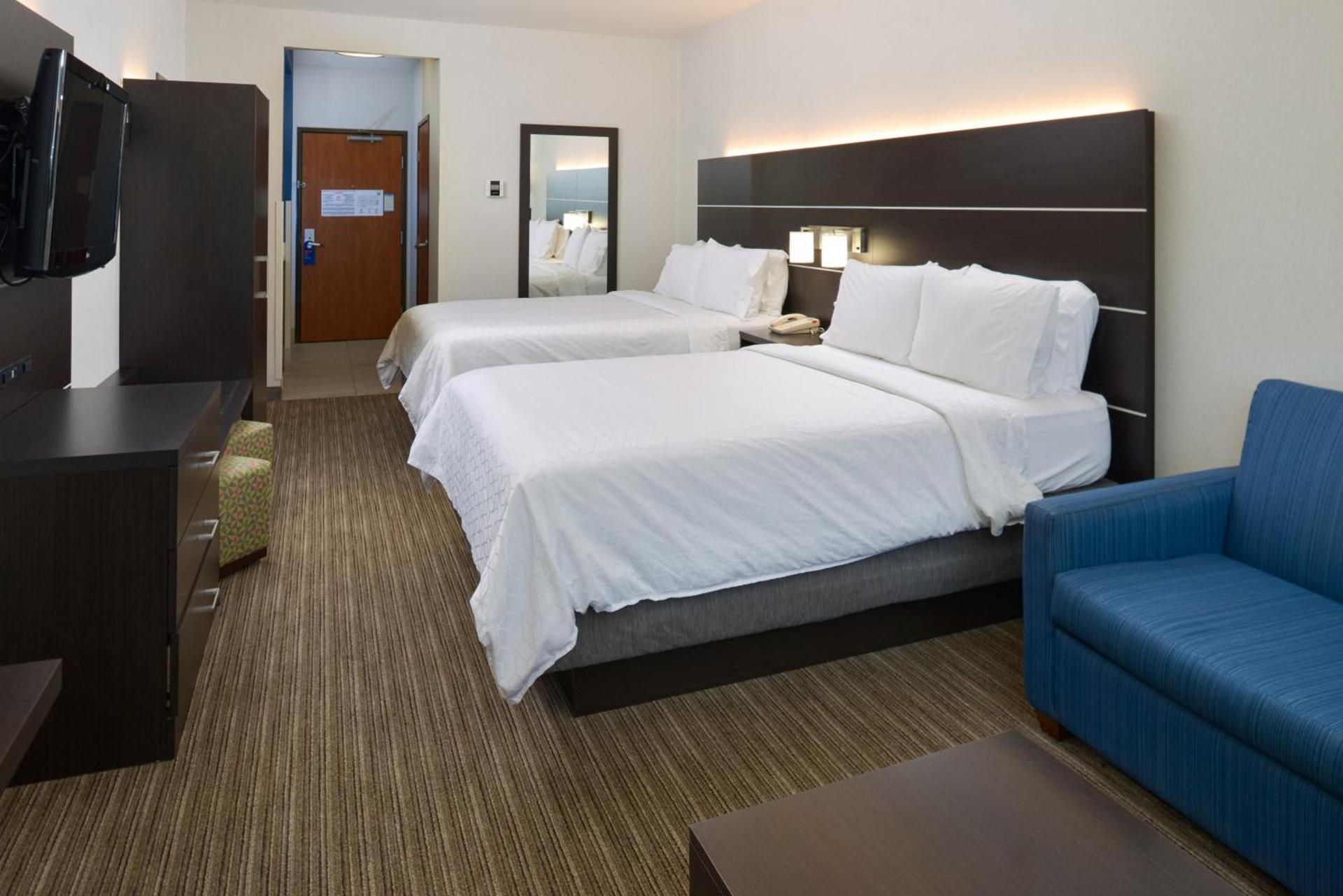 Holiday Inn Express Madera by IHG photo 10