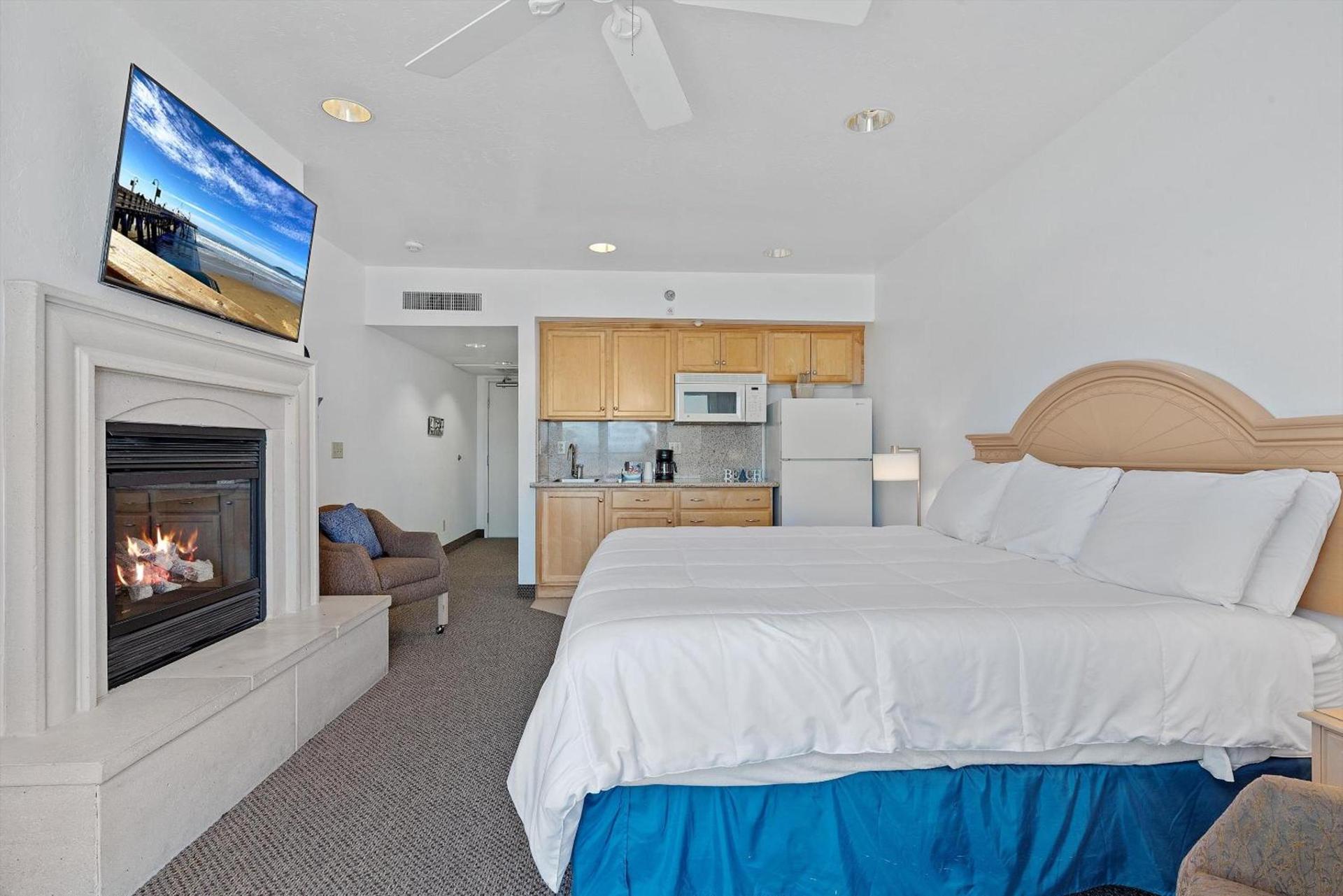 Beach House Inn & Suites photo 91