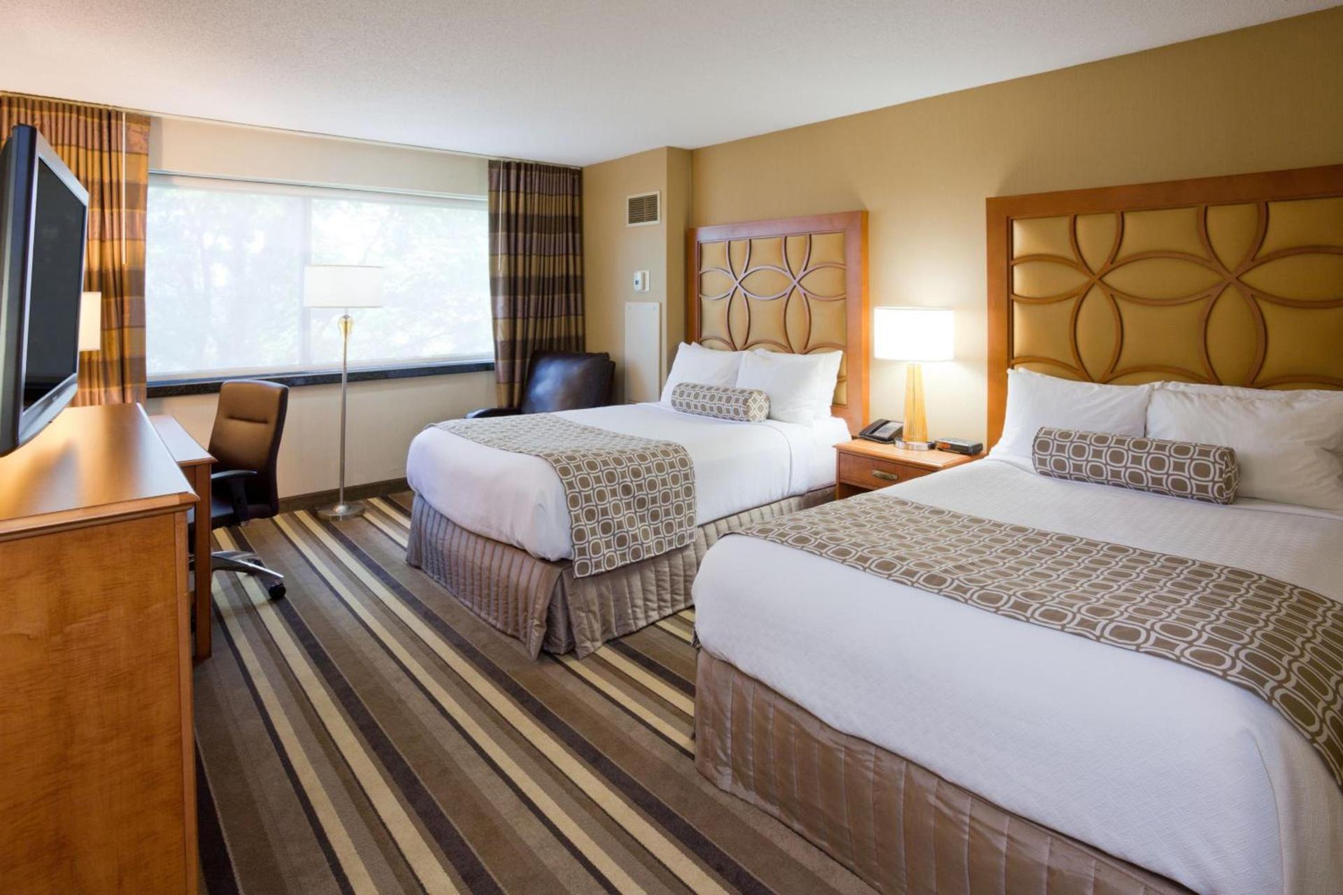 Crowne Plaza Minneapolis West by IHG photo 81
