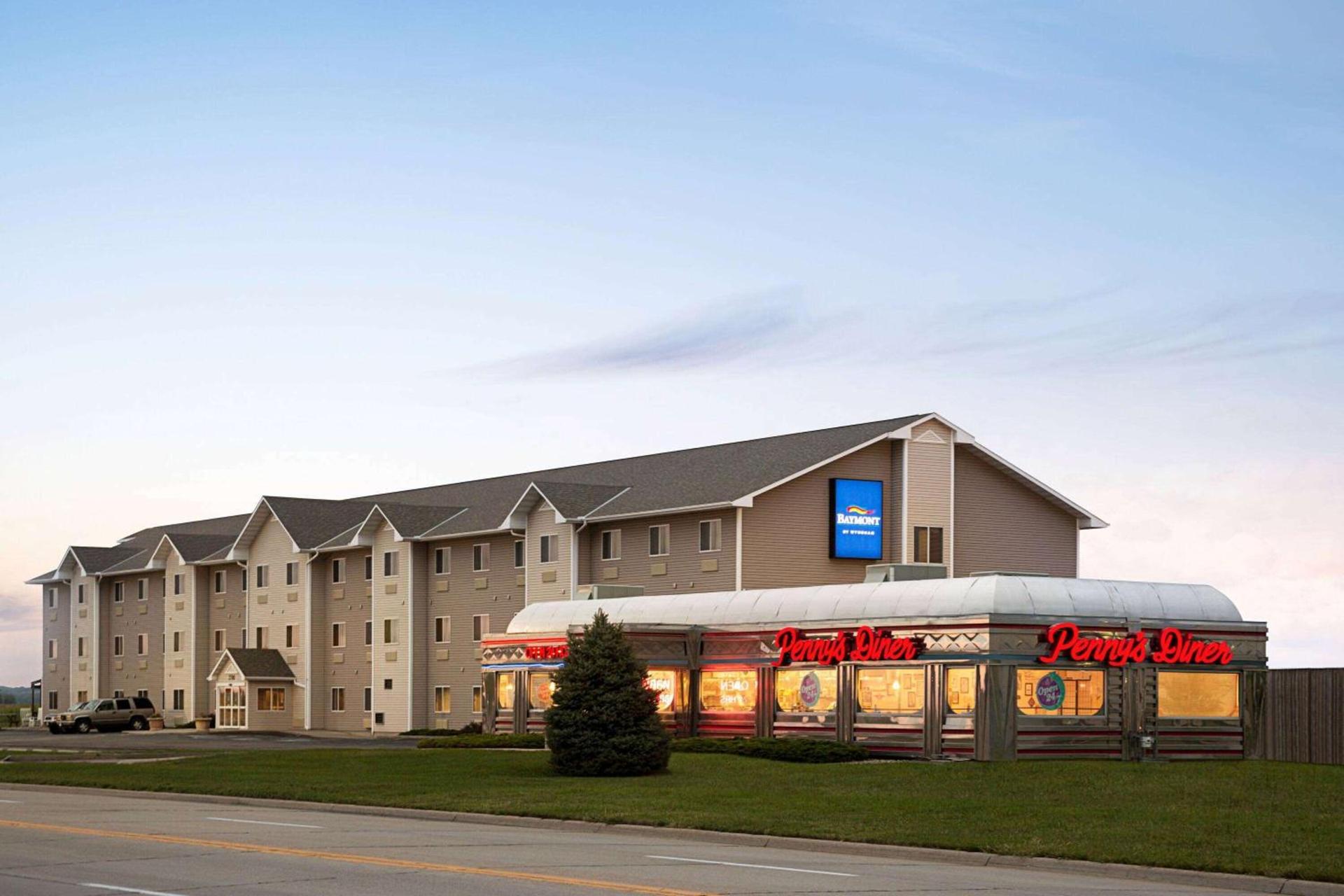 Baymont by Wyndham Fremont photo 16
