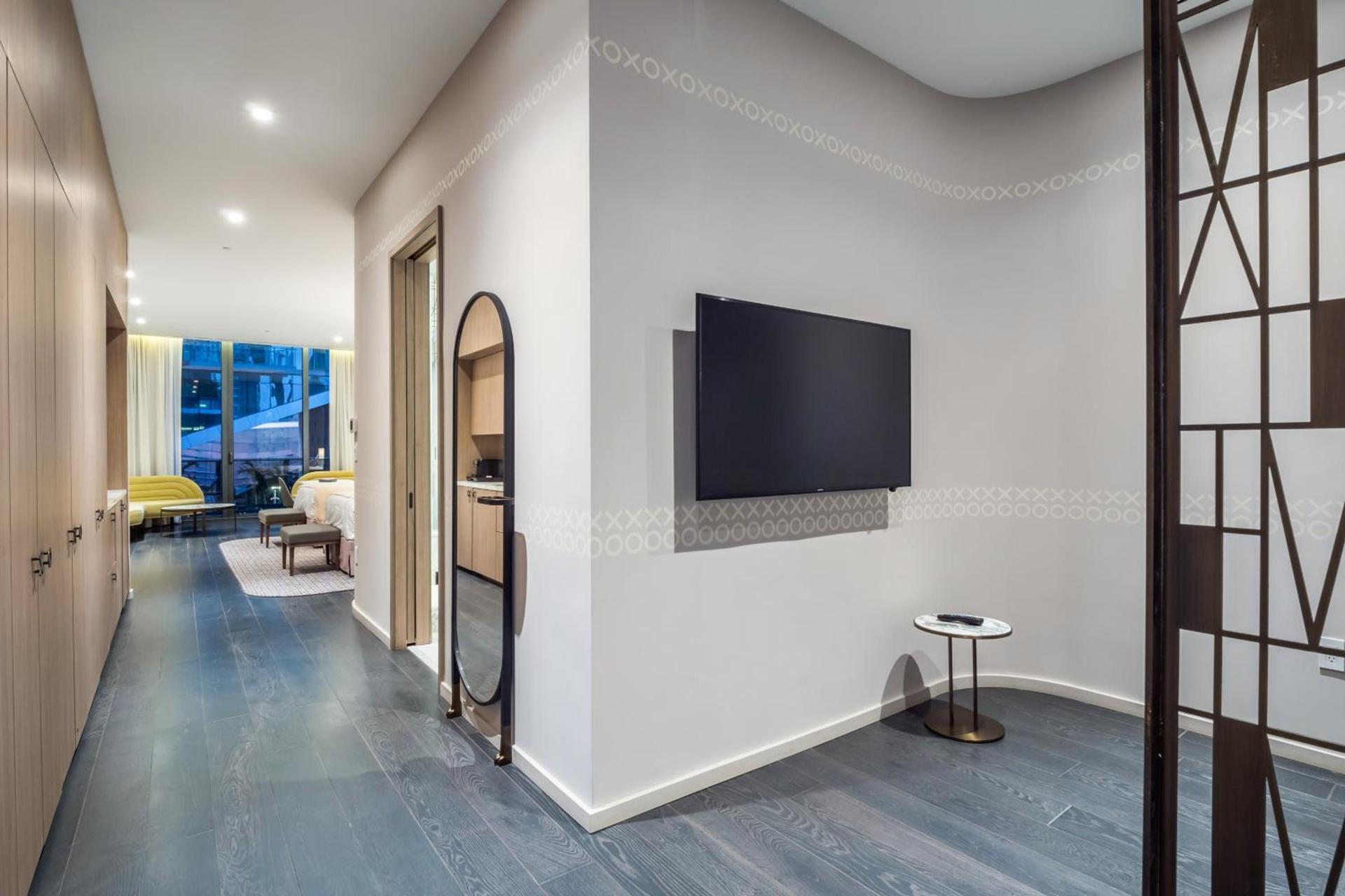 Suites at SLS Lux Brickell managed by CE photo 16