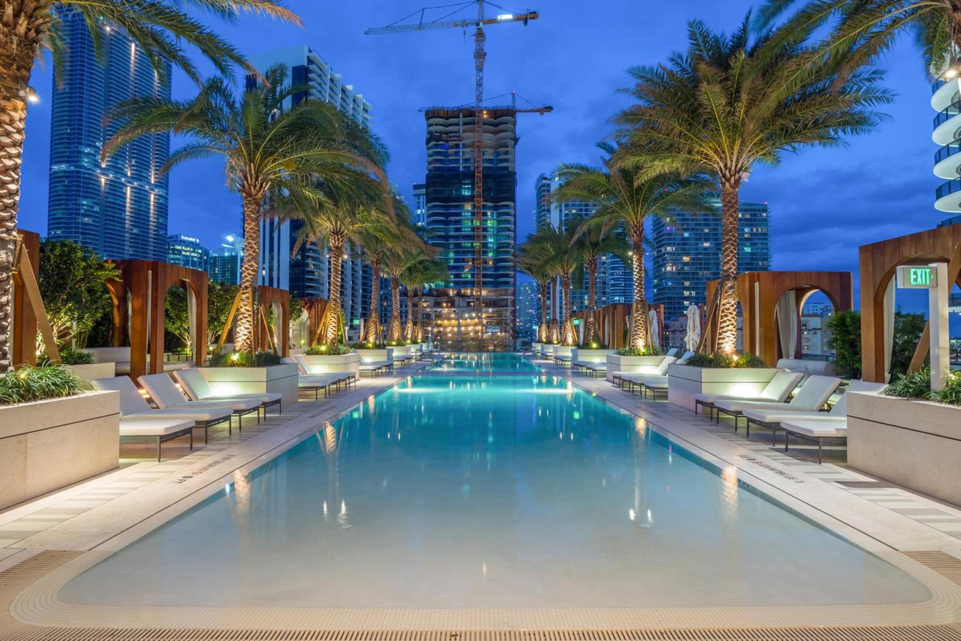 Suites at SLS Lux Brickell managed by CE photo 3