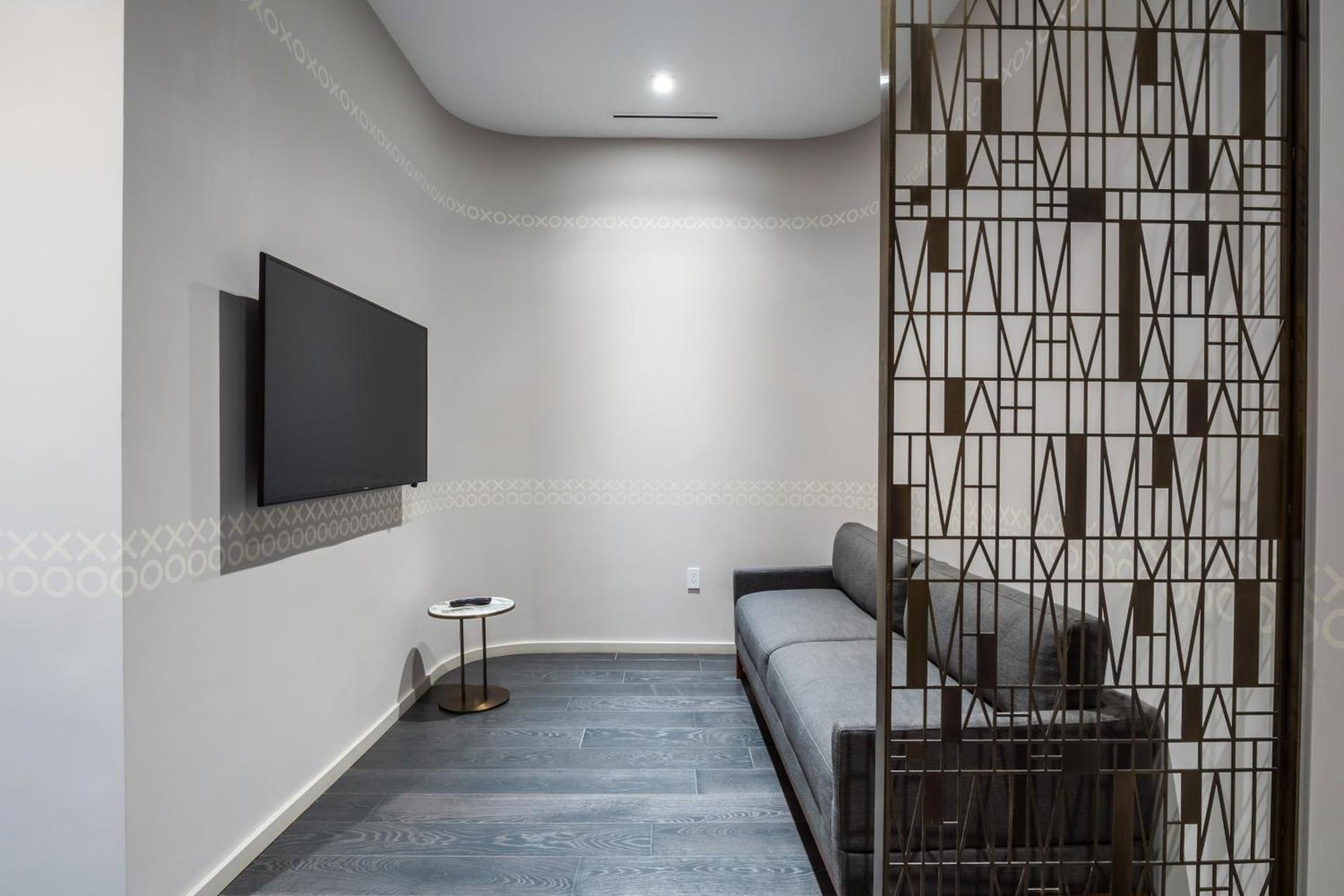 Suites at SLS Lux Brickell managed by CE photo 22