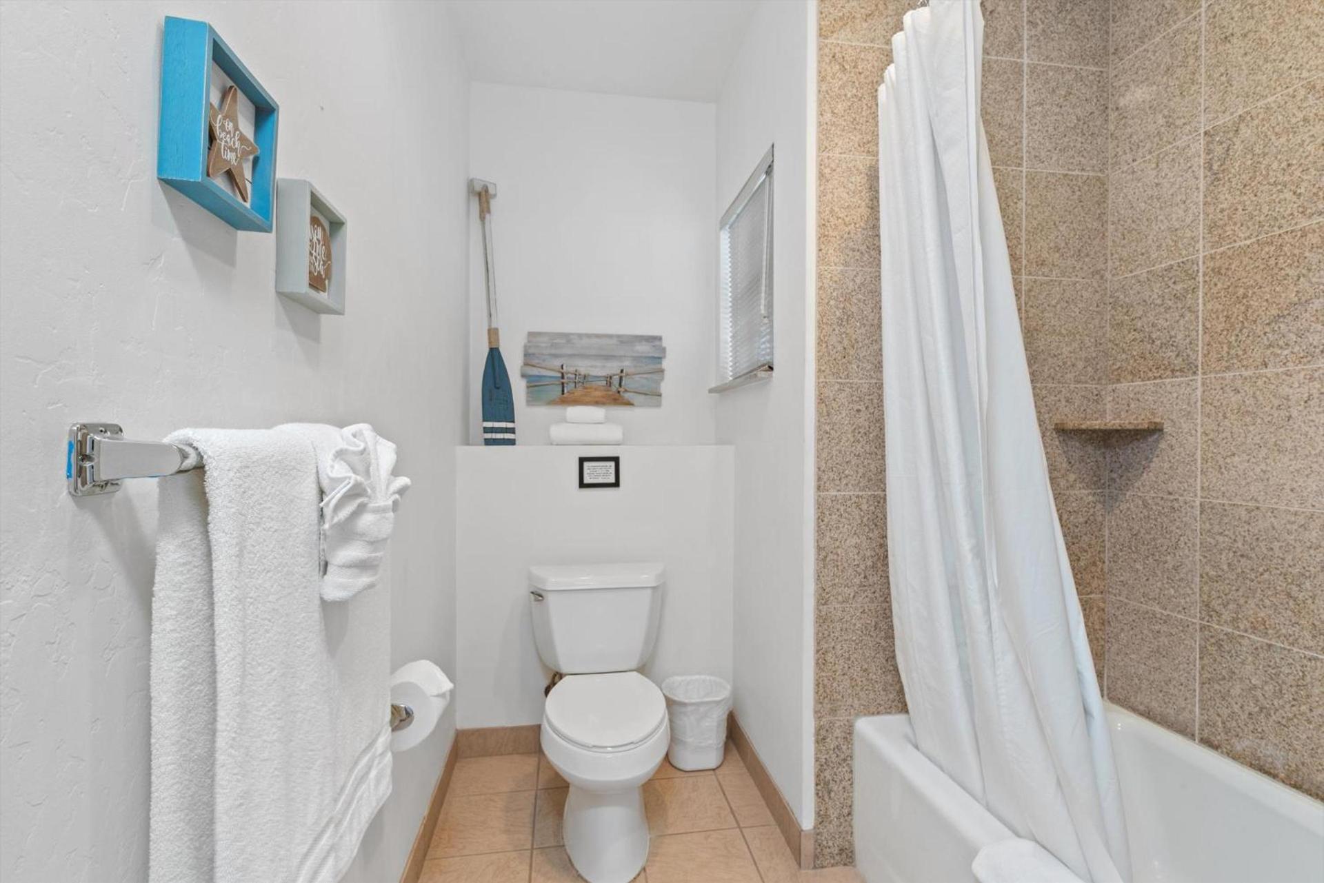 Beach House Inn & Suites photo 64