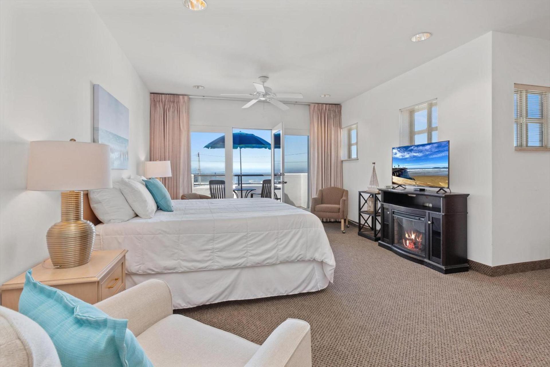 Beach House Inn & Suites photo 68
