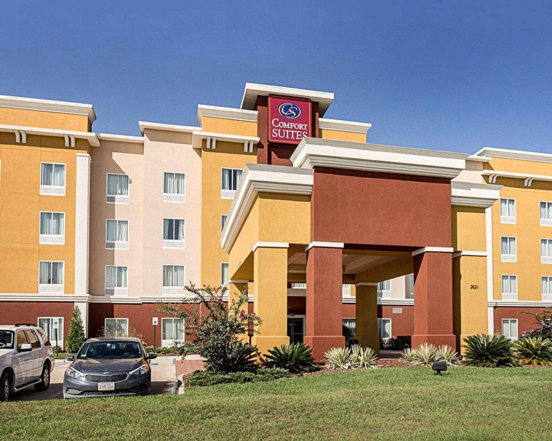 Comfort Suites near Tanger Outlet Mall photo 3