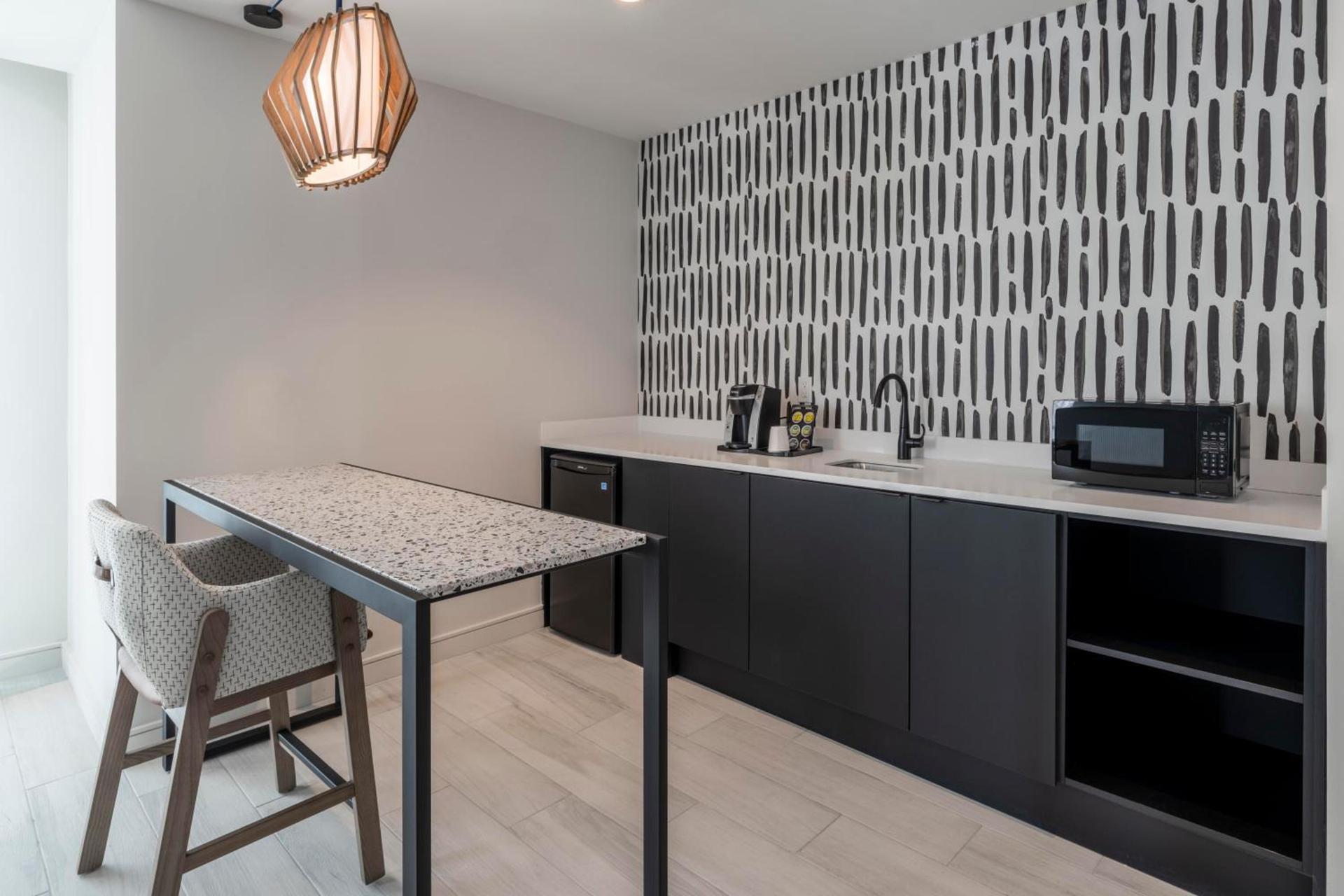 Atwell Suites Miami Brickell by IHG photo 4