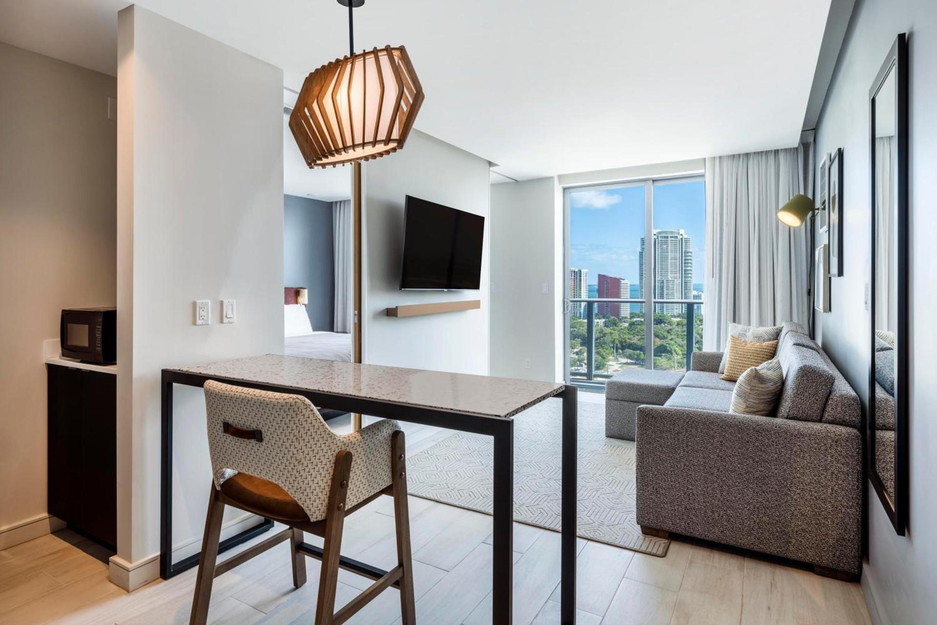 Atwell Suites Miami Brickell by IHG photo 3