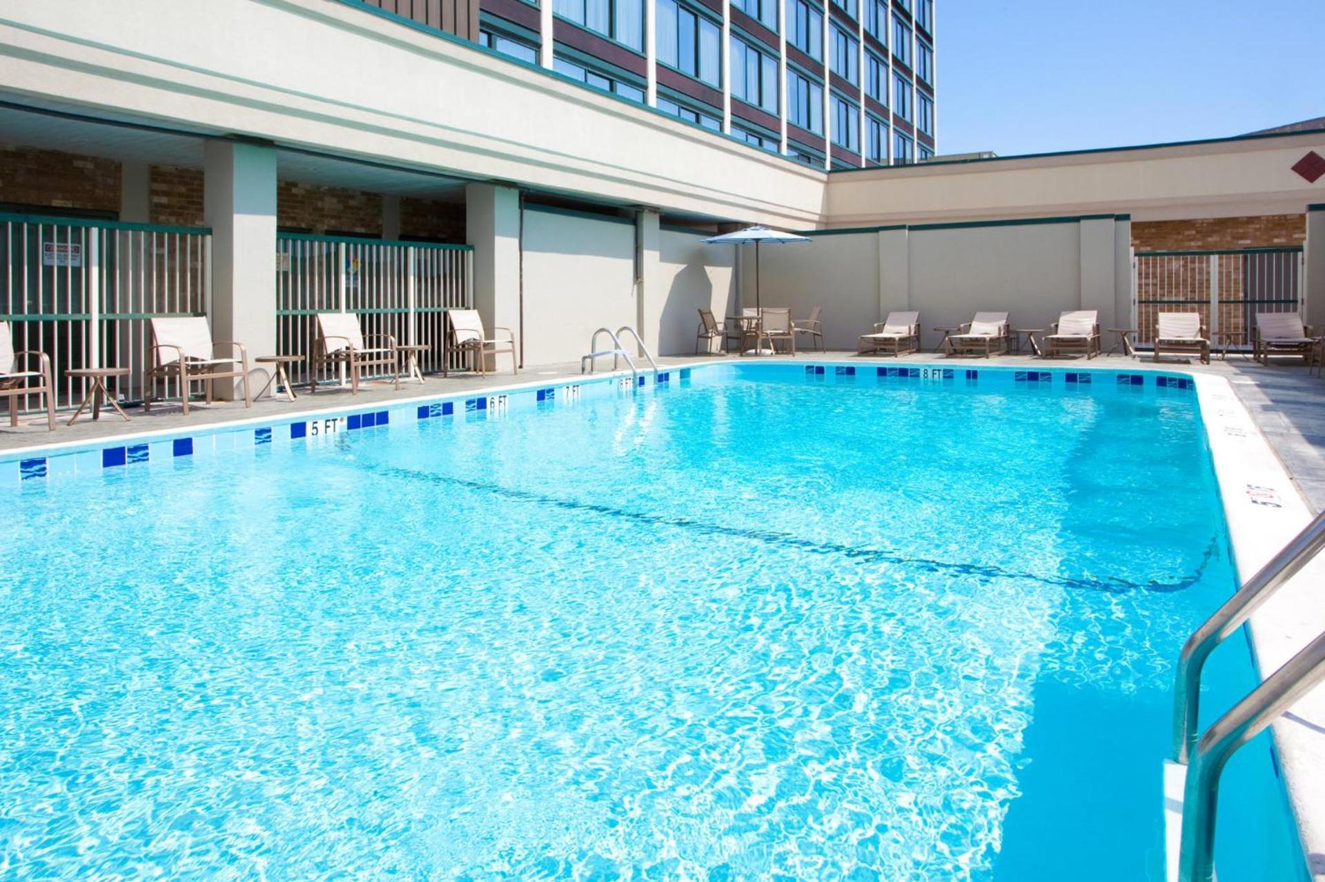 Holiday Inn Express Washington DC SW - Springfield by IHG photo 34
