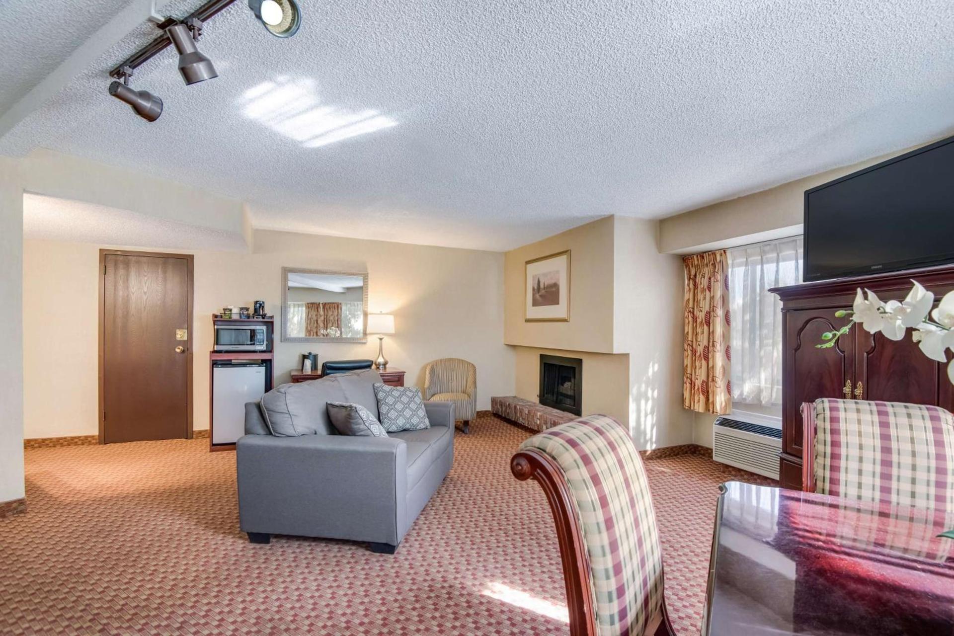 SureStay Plus Hotel by Best Western Reno Airport photo 17