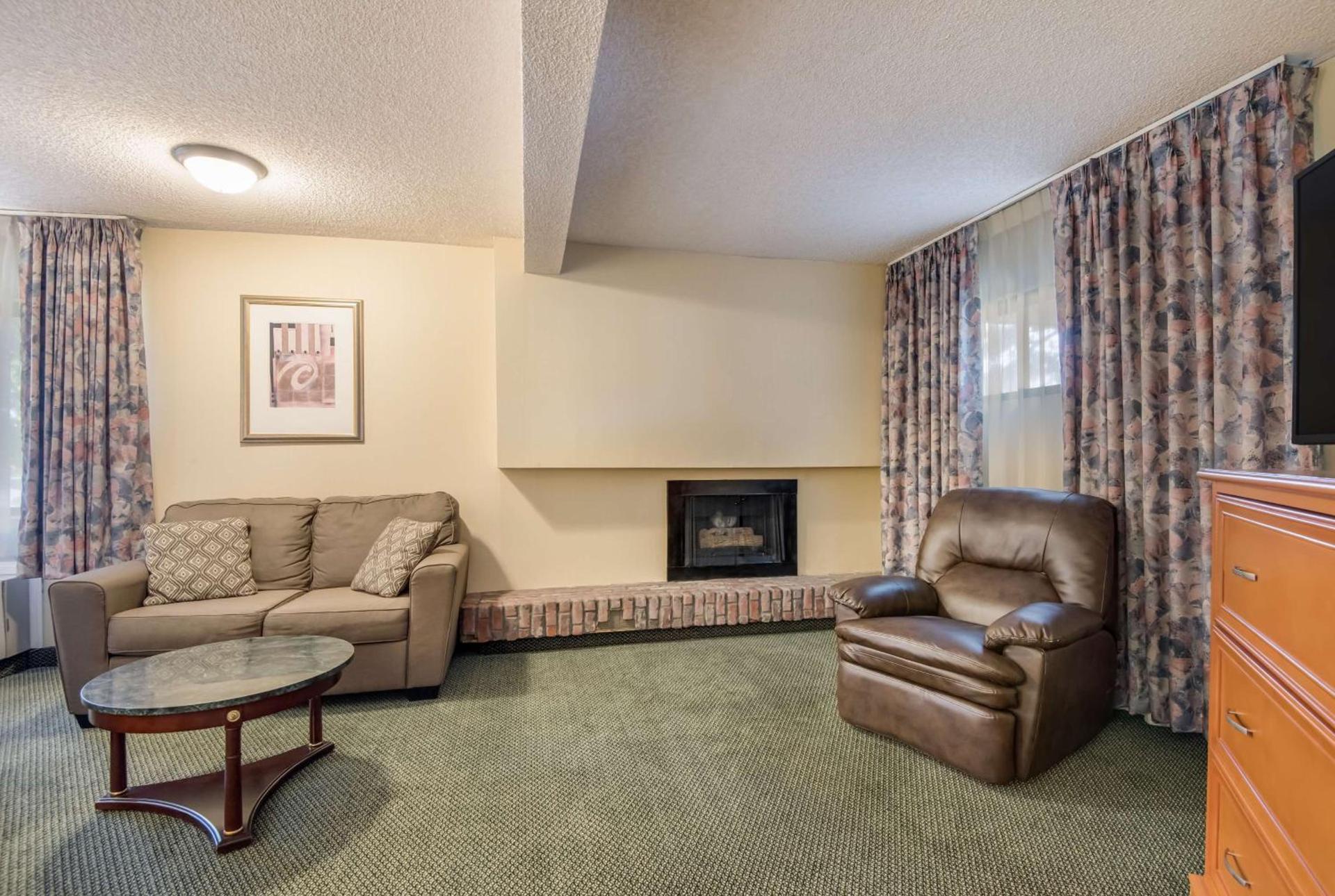 SureStay Plus Hotel by Best Western Reno Airport photo 23