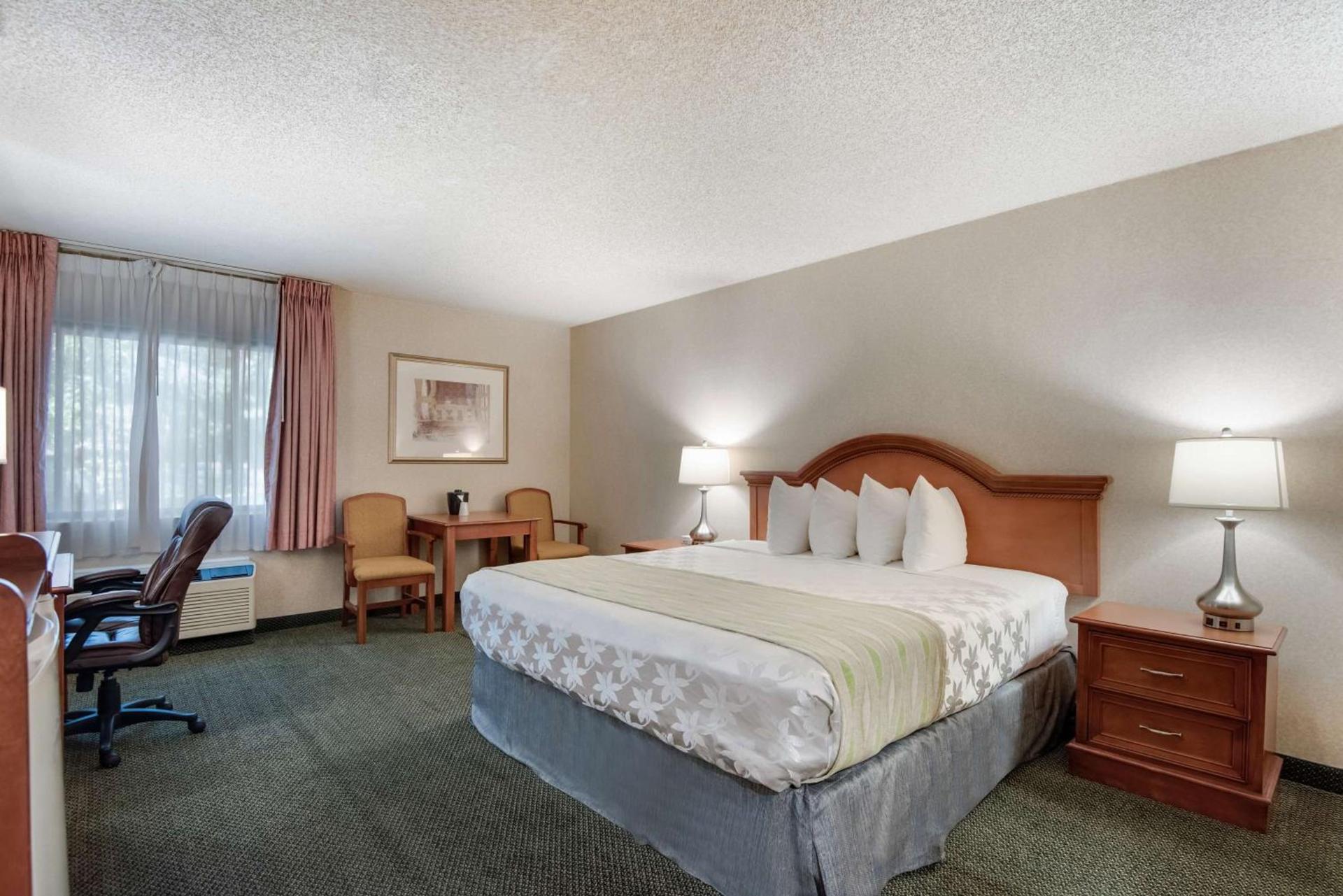 SureStay Plus Hotel by Best Western Reno Airport photo 26